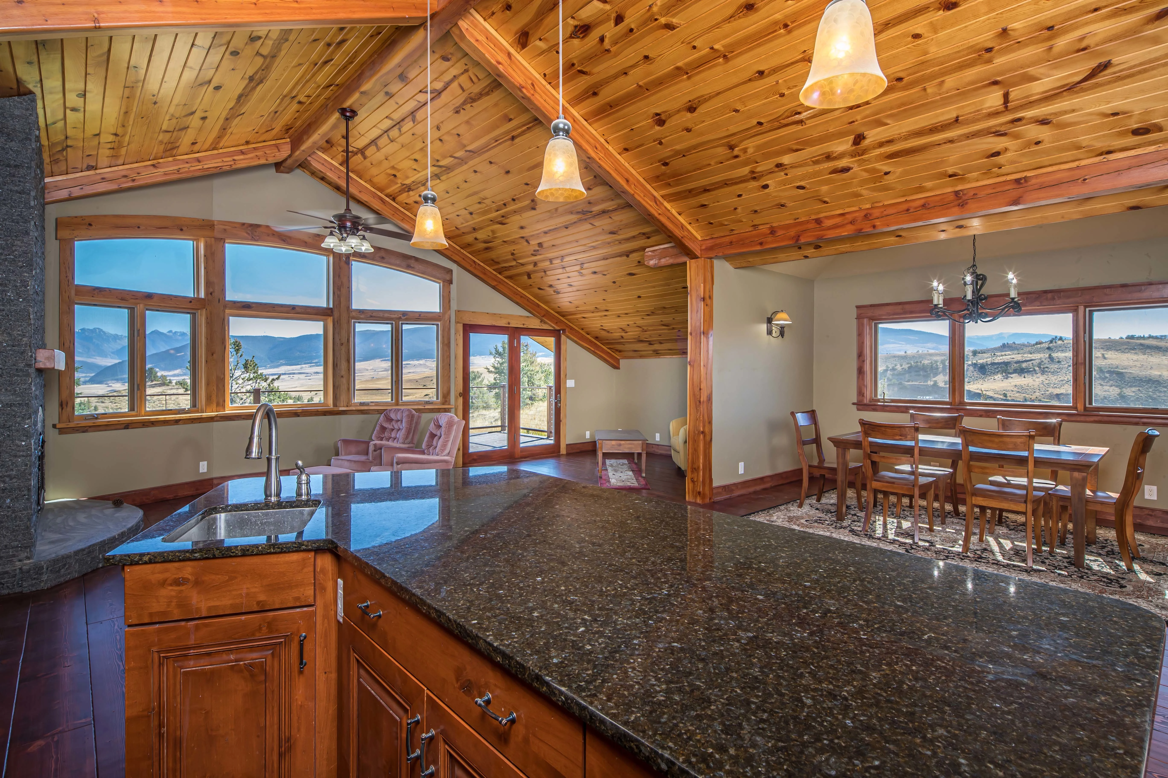 234 Fleshman Creek, Near Bozeman, Montana 59047 - 234-fleshman-creek-livingston-montana_28_himgd7