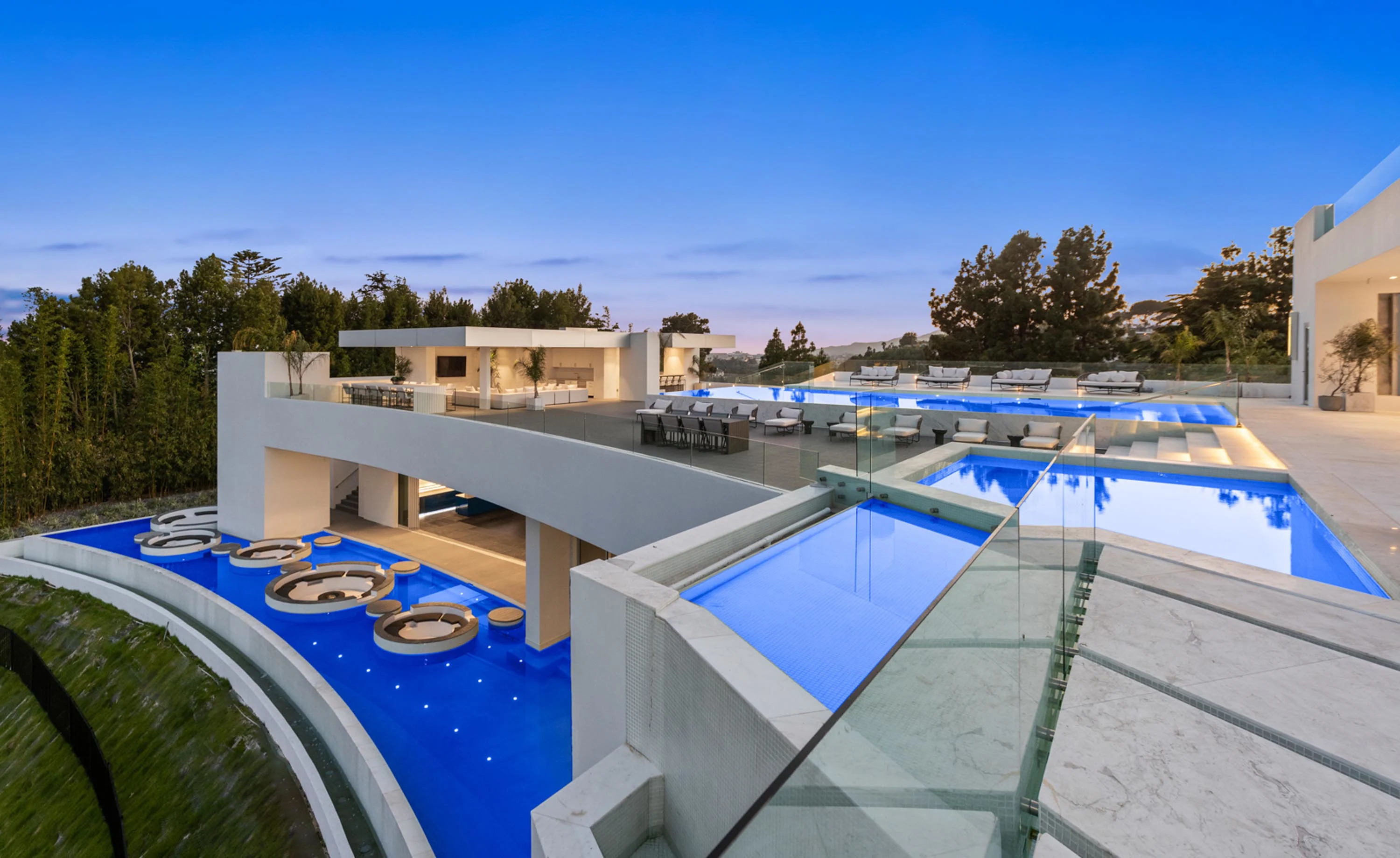 944 Airole Way, The One, Bel Air, California 90077 - 944AiroleWay-print07_n84jpq