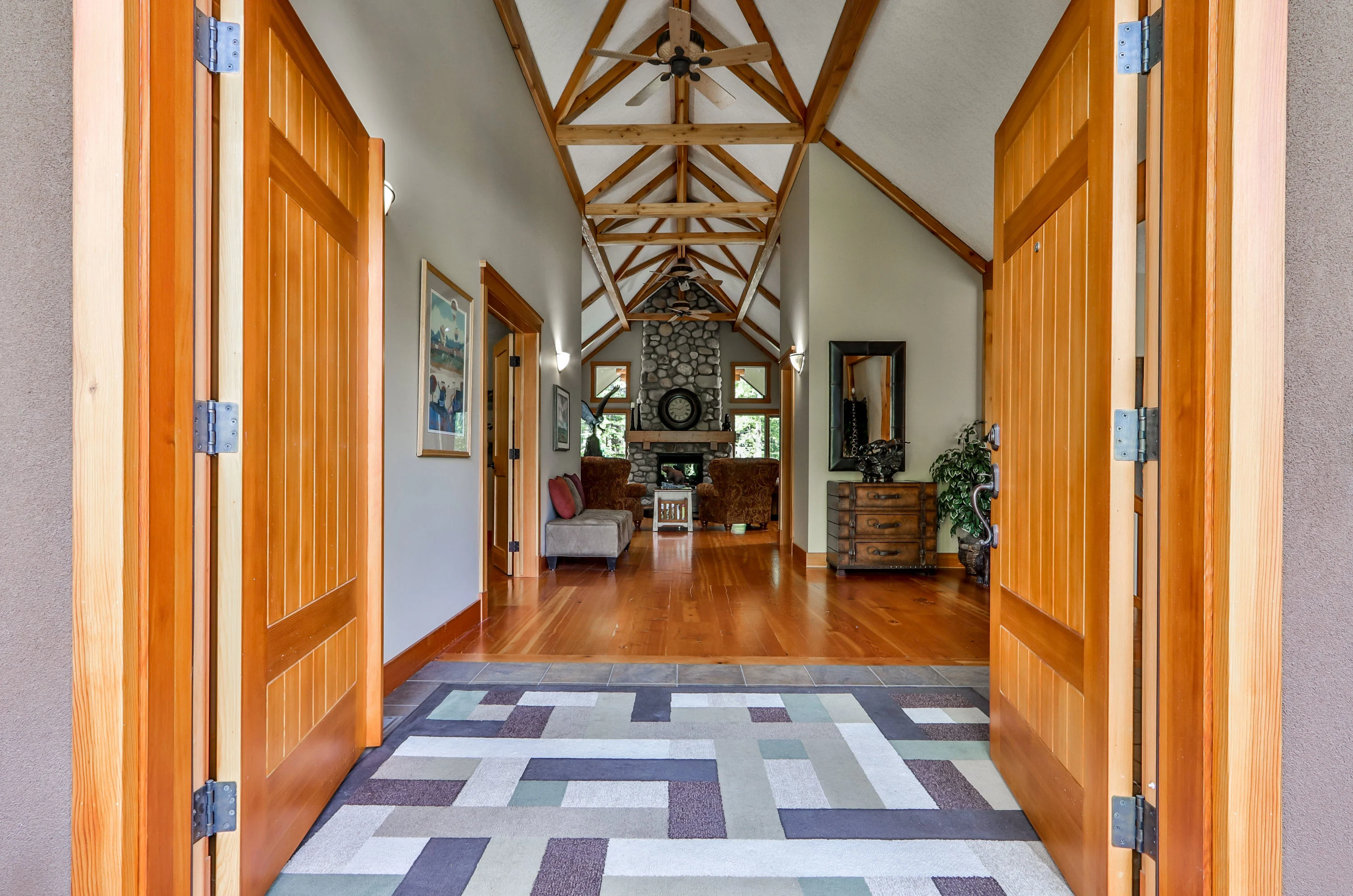 251 Miskow Close, Canmore, Alberta T1W 3G7, Canada - 251-miskow-close-canmore-alberta-canada04_zgbkh3