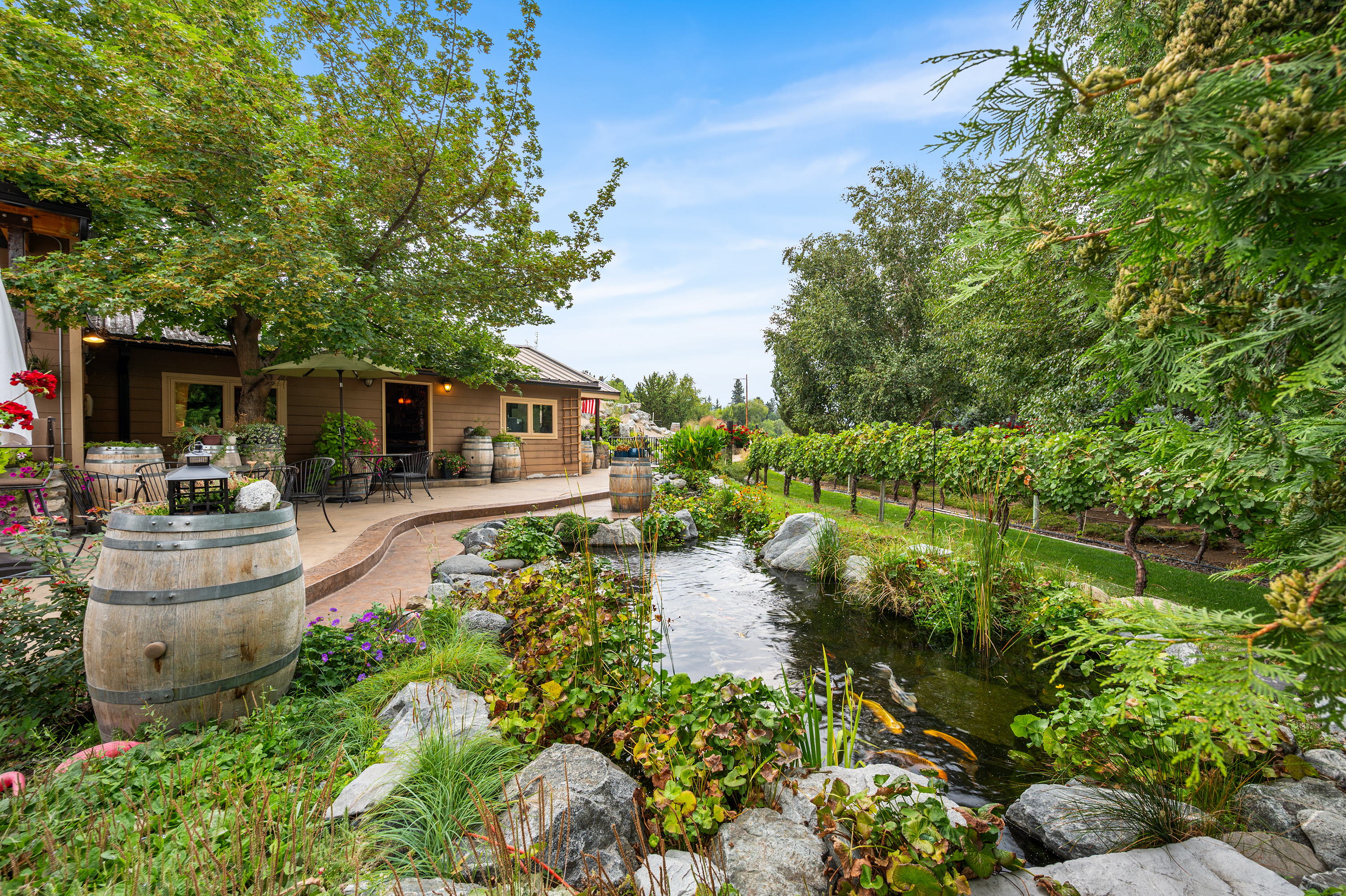 Lake Chelan Winery Empire 53