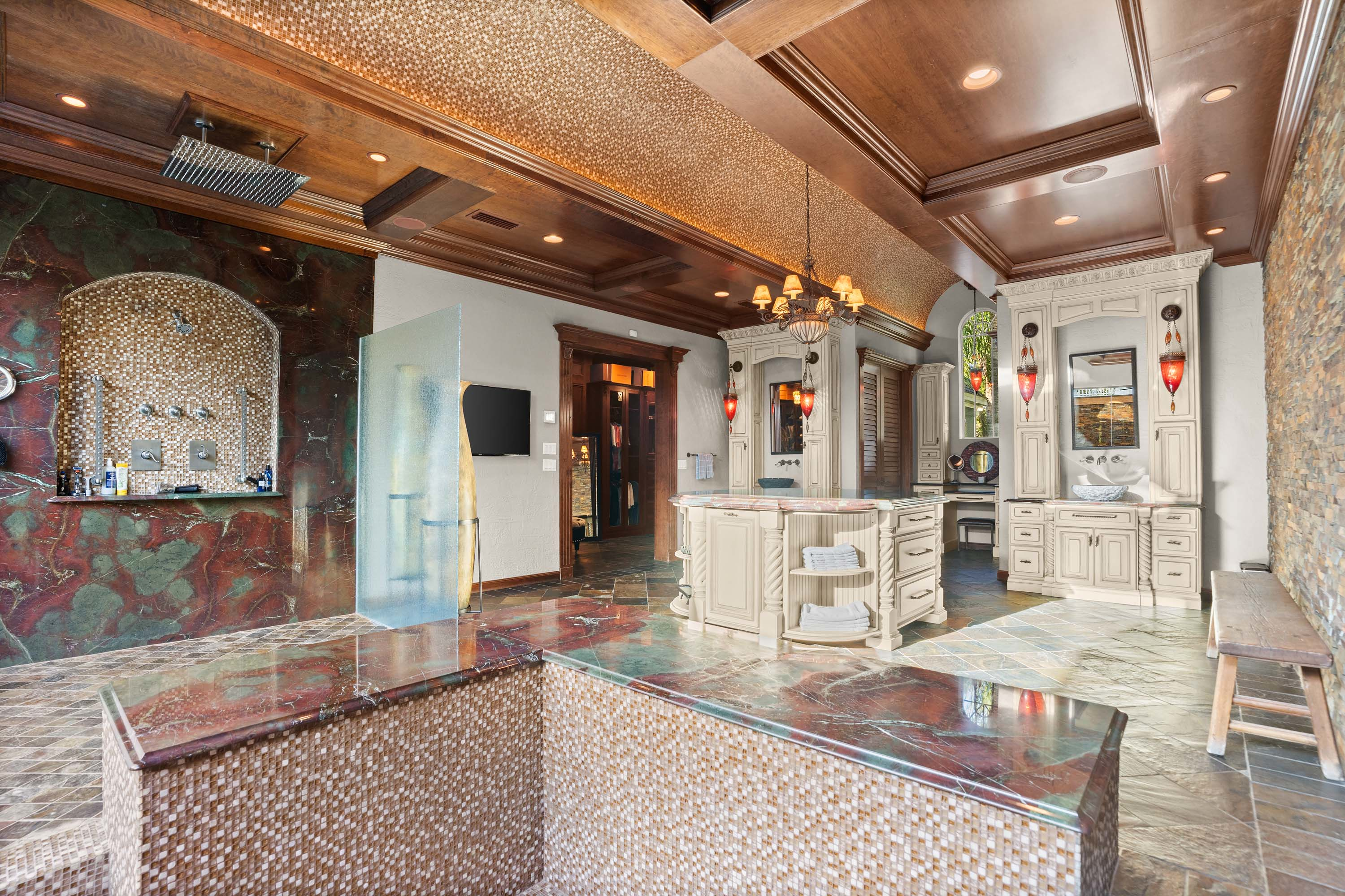 21 4 Broadcreek Circle - Luxury Real Estate - Concierge Auctions