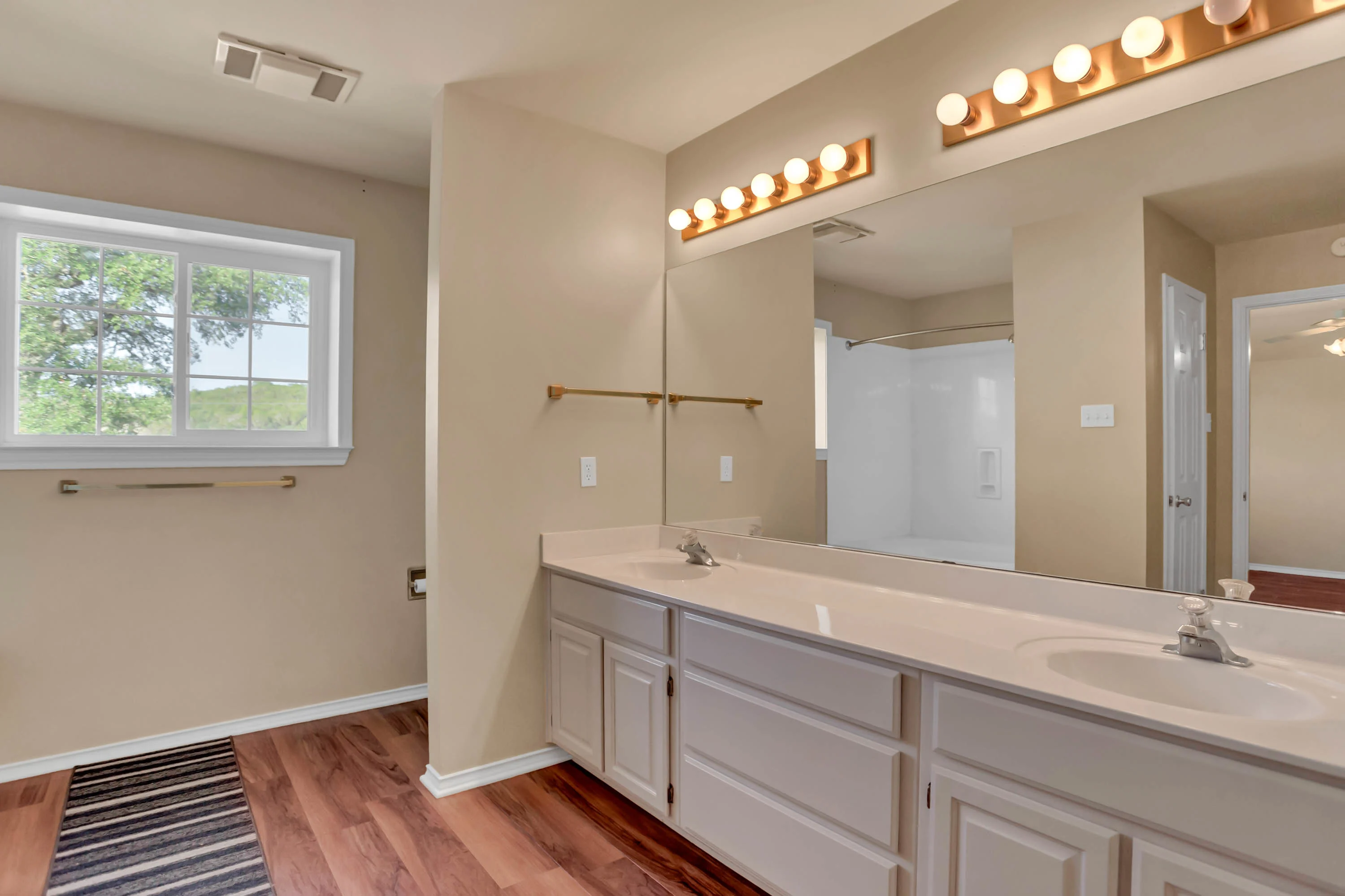 1626 Harper Road, San Antonio Hill Country, Texas 78028 - 1626-harper-road-kerrville-texas60_pgq6mo