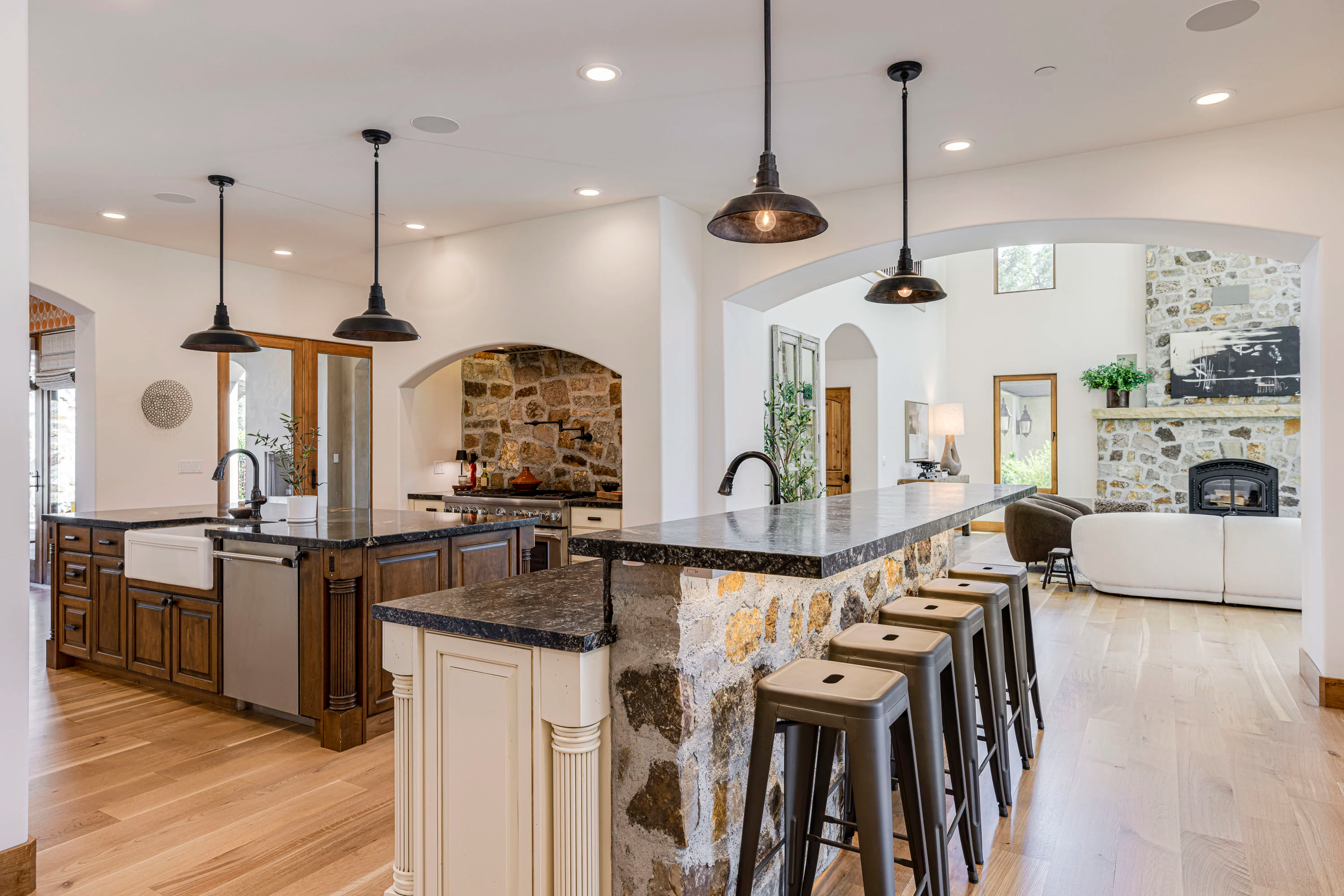 21001 Broadway, Sonoma, California 95476 - 21001_Broadway_07_xjy7uj