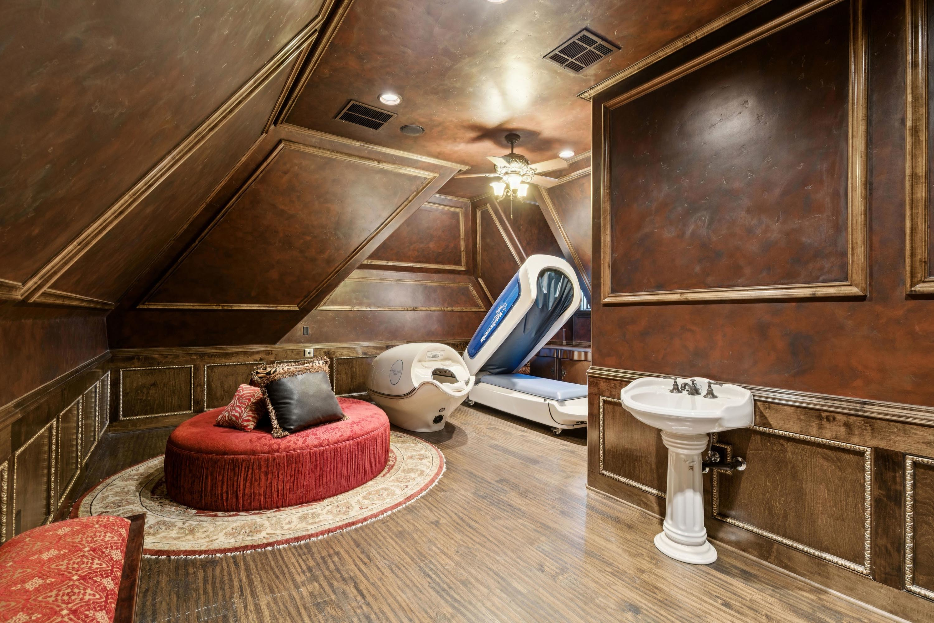 32 9553 Bella Terra Dr - Luxury Real Estate - Concierge Auctions