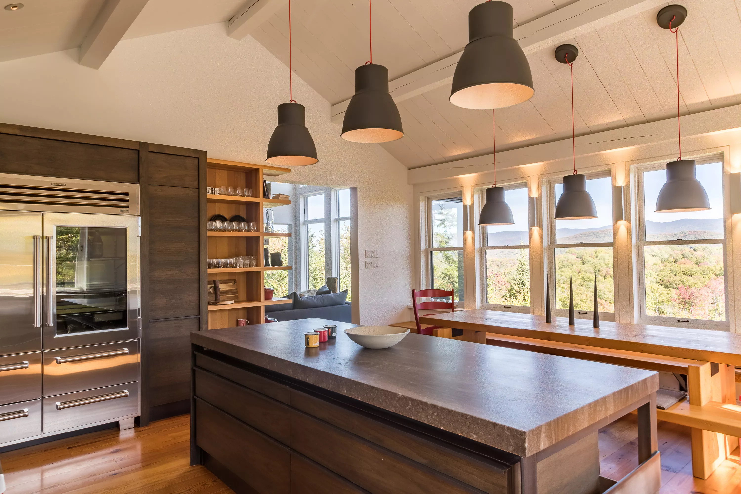 11 Chemin Killarney, Mont-tremblant, Quebec J8E 0C8, Canada - 11_Chemin_Killarney_Mont_Tremblant_Quebec_Canada12_hnlmlc