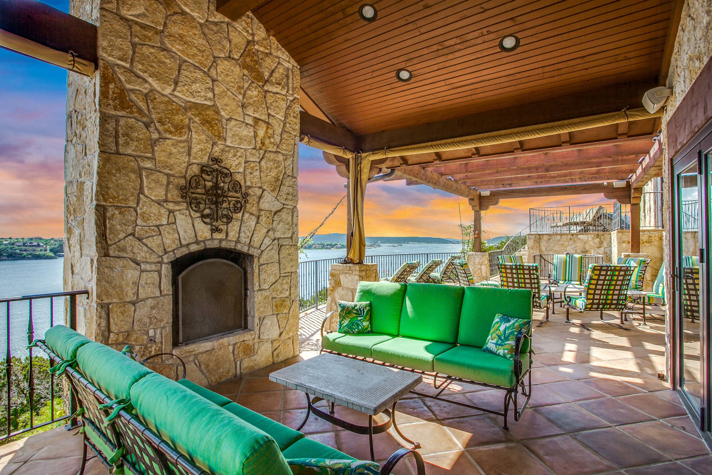 39 1011 Lakeview Point Drive - Luxury Real Estate - Concierge Auctions