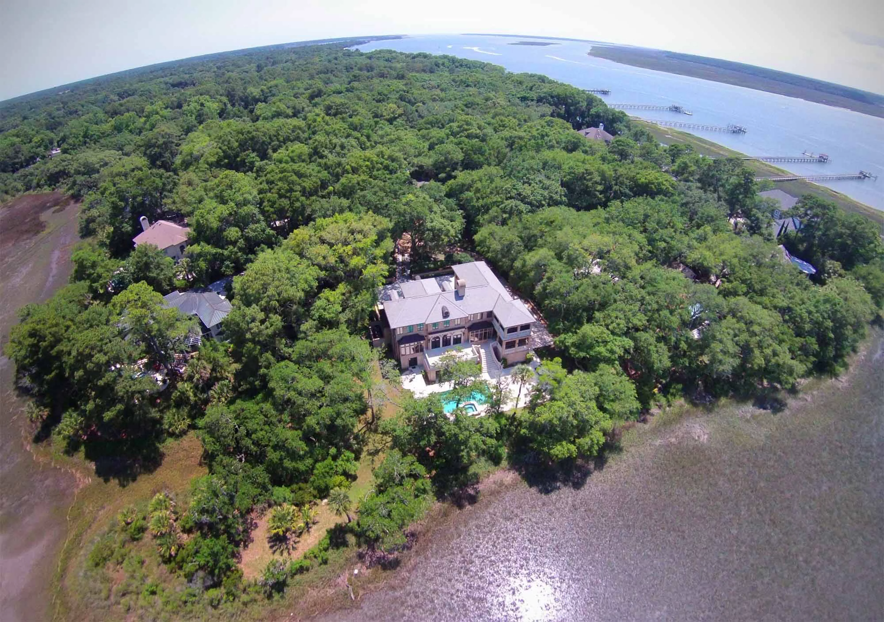 38 Spanish Pointe Drive, Hilton Head, South Carolina 29926 - 38-spanish-pointe-drive-hilton-head-sc-luxury-real-estate-15_c89tv2