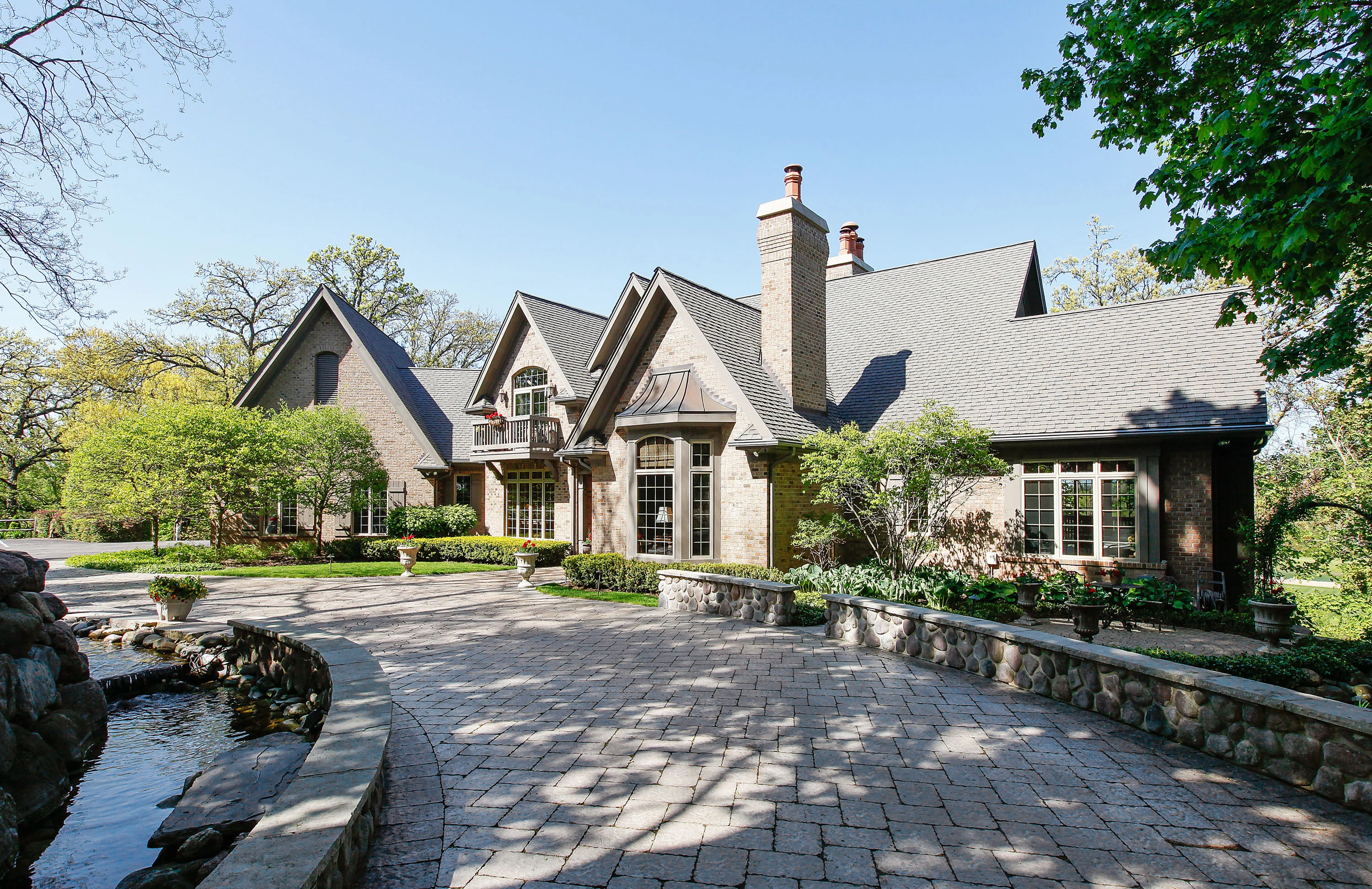 2780 Nish Road, Crystal Lake, Illinois 60012 - 2780-nish-road-crystal-lake-illinois02_ei6ht0