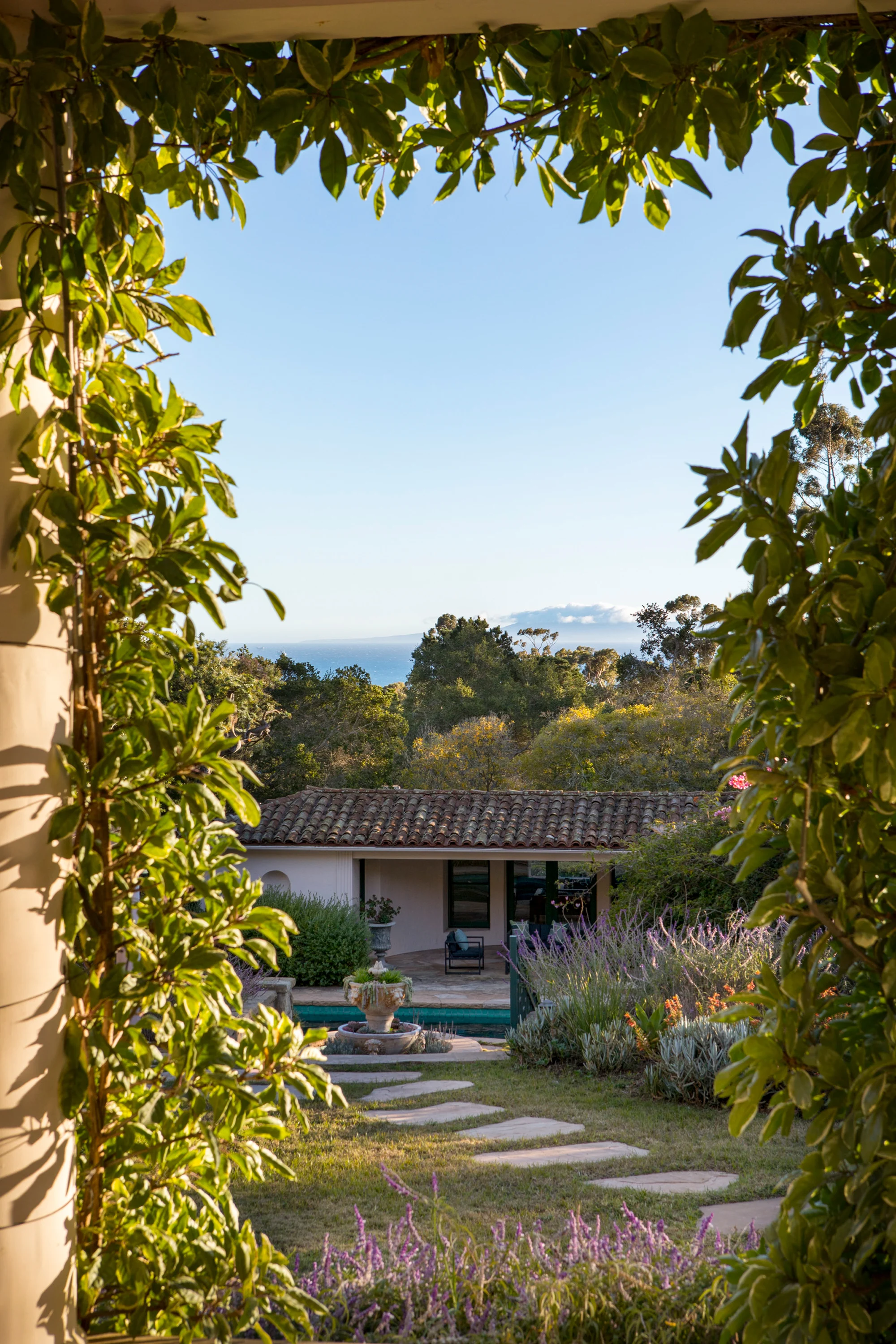 859 Picacho Lane, Montecito, California  - 859-picacho-lane-santa-barbara-california34_phwvj4