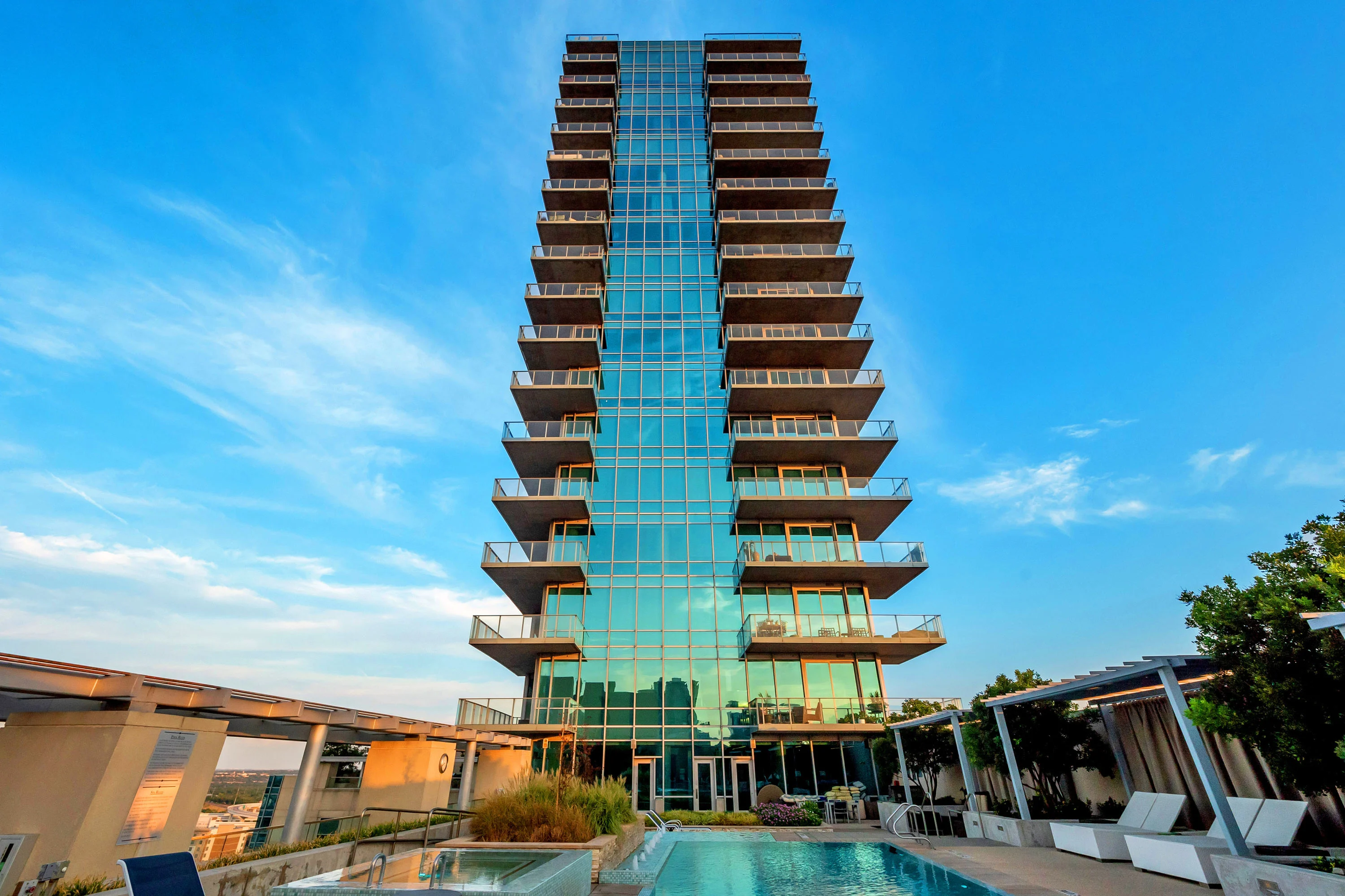 1301 Throckmorton Street #2703, Fort Worth, Texas 76102 - 1301_Throckmorton_St_APT_2703_01_lptpss
