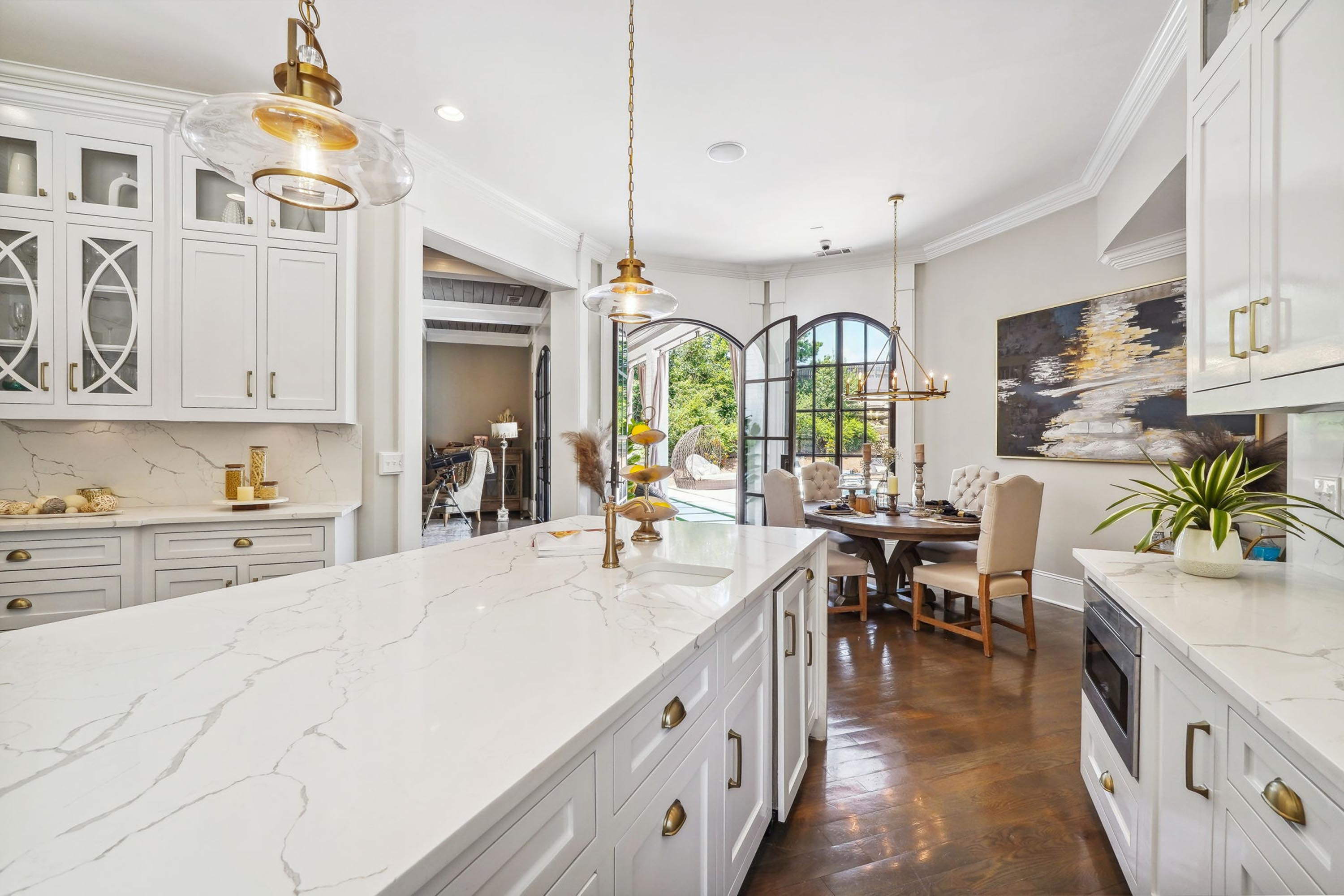 15 2242 Shoal Creek Rd - Luxury Real Estate - Concierge Auctions