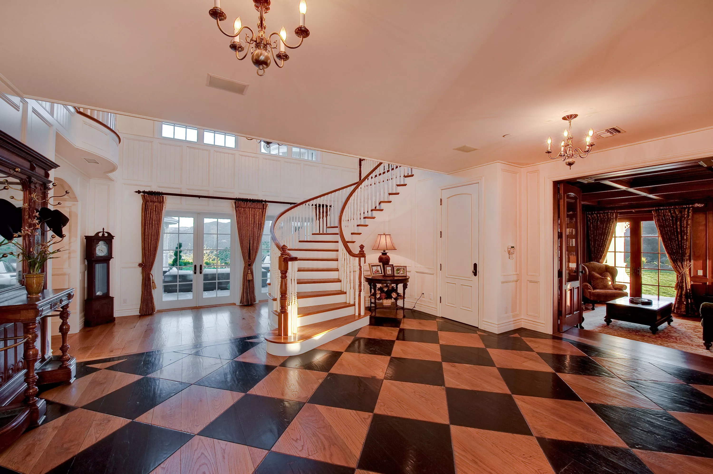 2200 White Stallion Road, Thousand Oaks, California 91361 - 4856483924_5ea3c63122_o_j8jzqj
