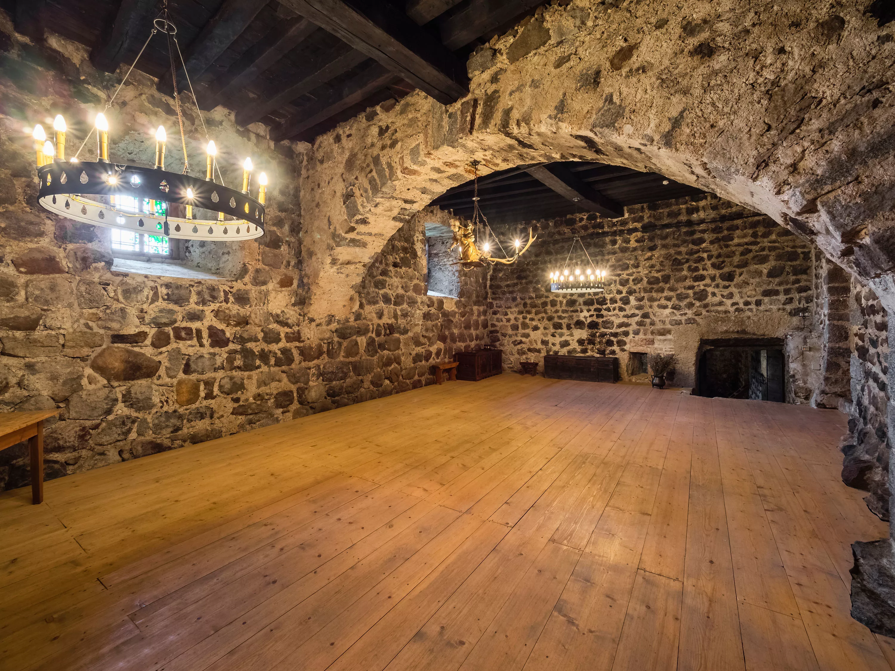 Castel Valer, Valer 21, Tassullo, Trentino-Alto Adige 1-38010, Italy - castel-valer-italy-31-06-20-59-5959_przwte
