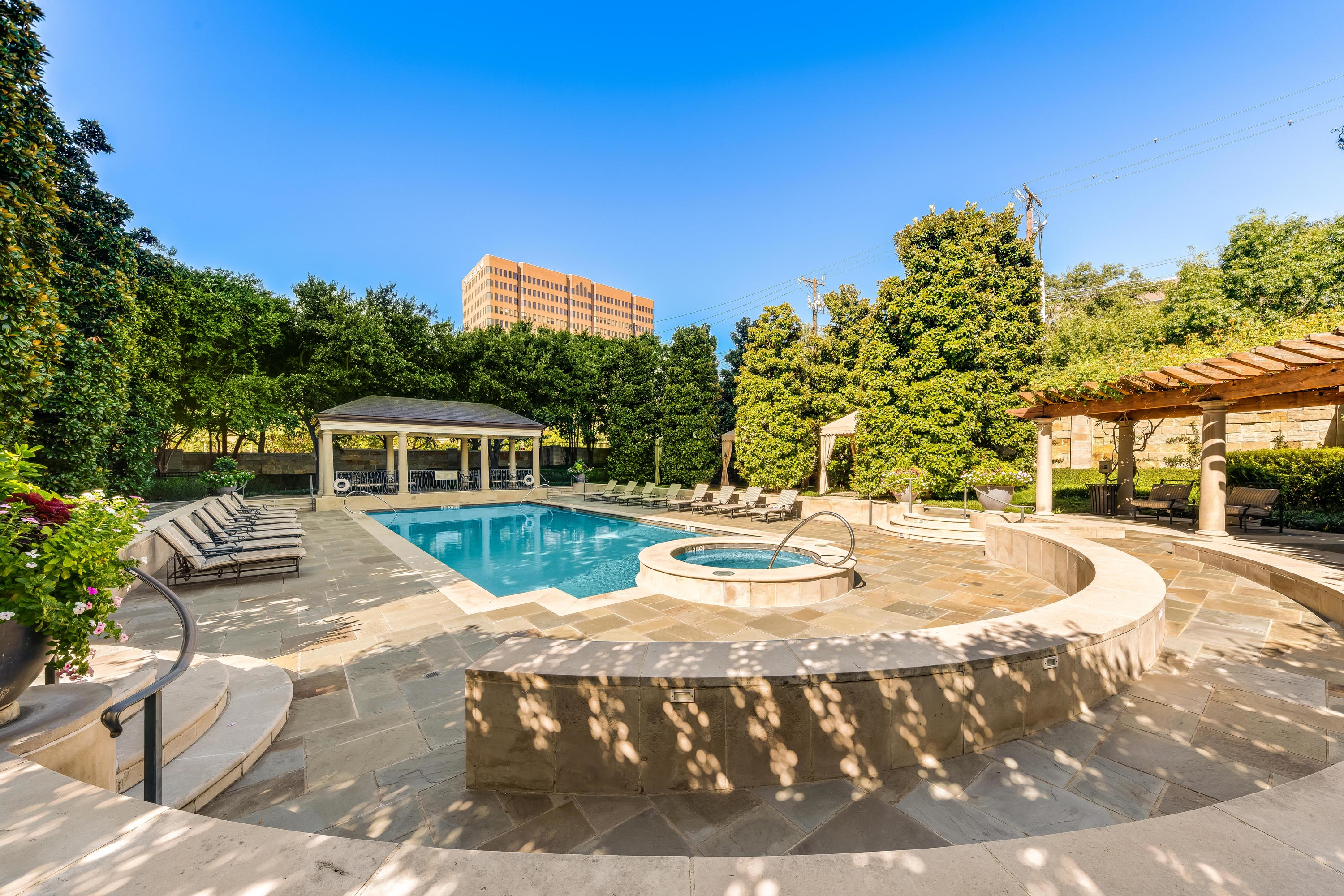 31 3505 Turtle Creek Blvd PH18C - Luxury Real Estate - Concierge Auctions