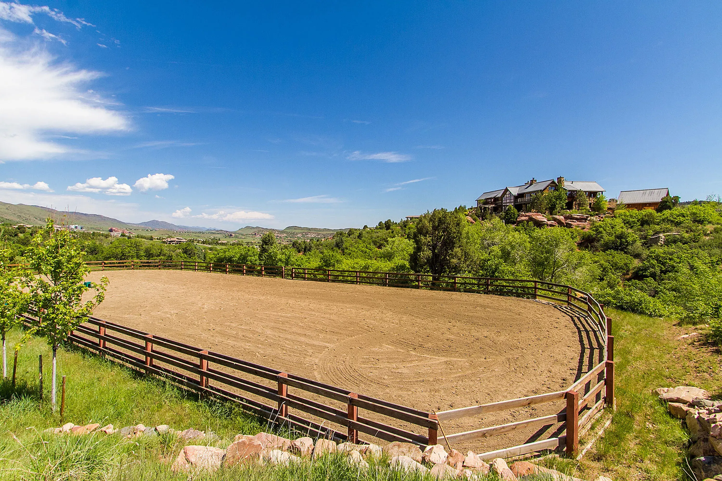 12612 White Deer Drive, Denver, Colorado 80127 - 12612-white-deer-dr-littleton-co-02-23-07-55-5555_esgraz