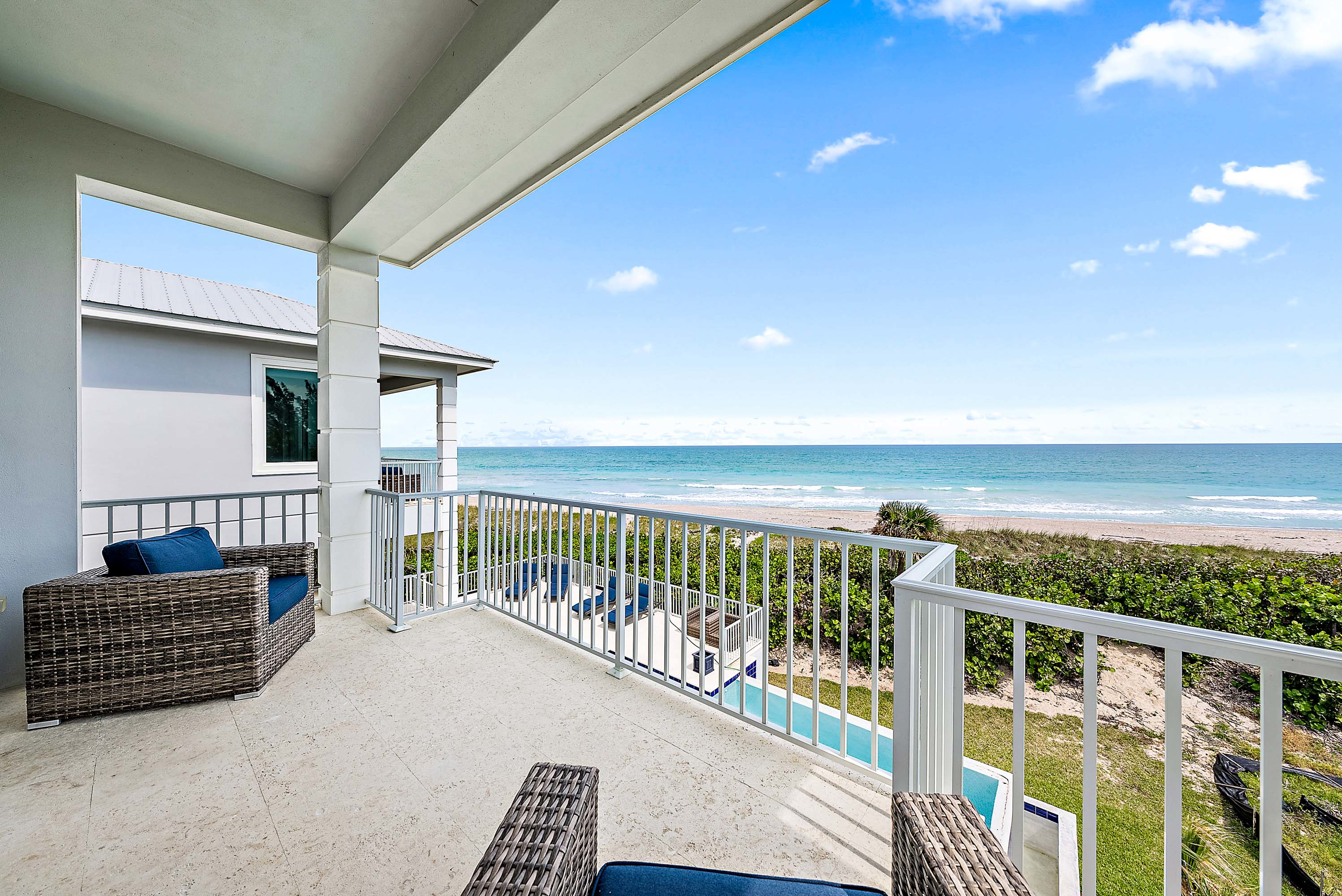 33 7916 South Ocean Drive - Luxury Real Estate - Concierge Auctions