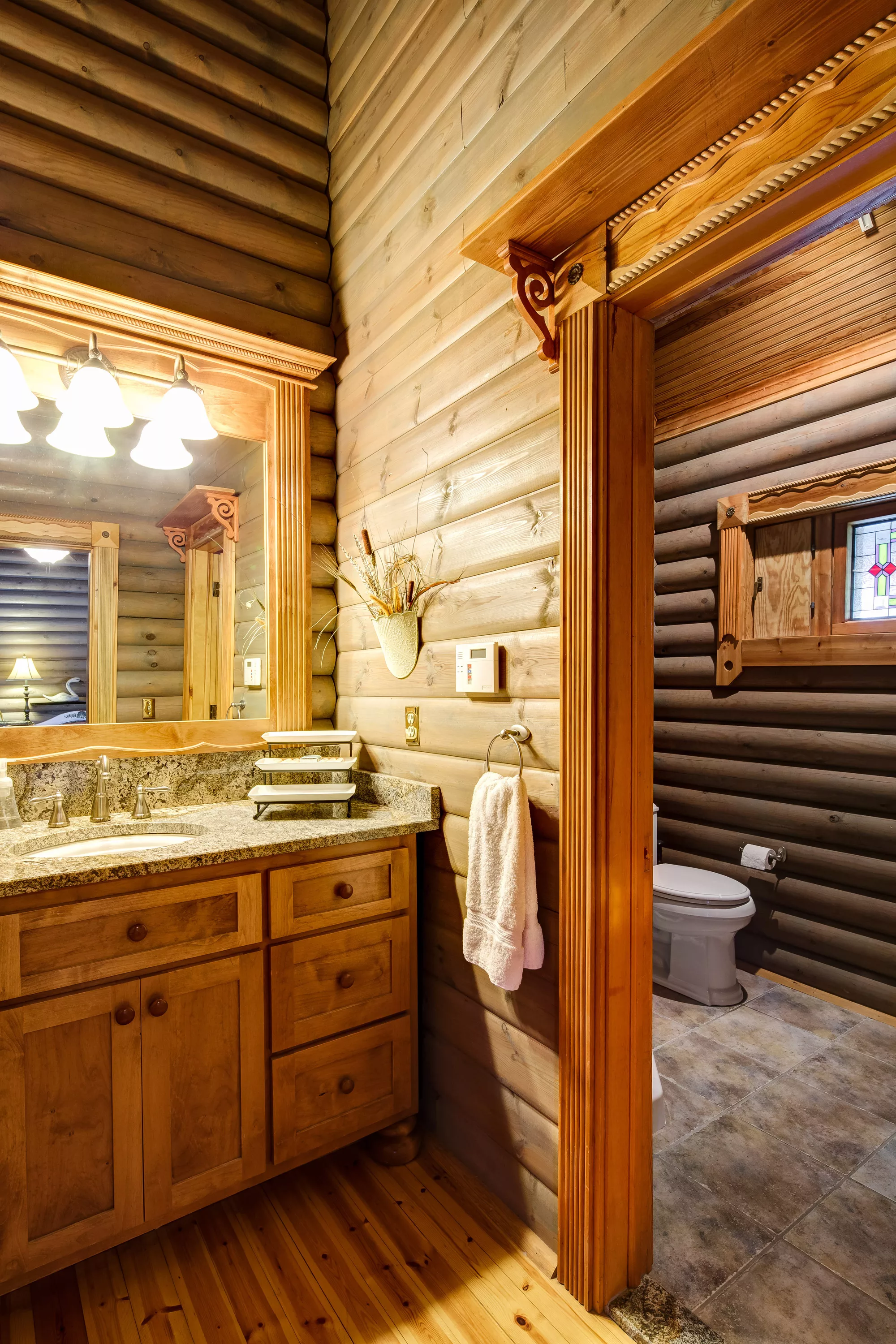275 Kennemur Road, Historic Ellijay, Georgia 30536 - falling-waters-mountain-lodge-275-kennemur-rd-luxury-real-estate-19_bo5dda