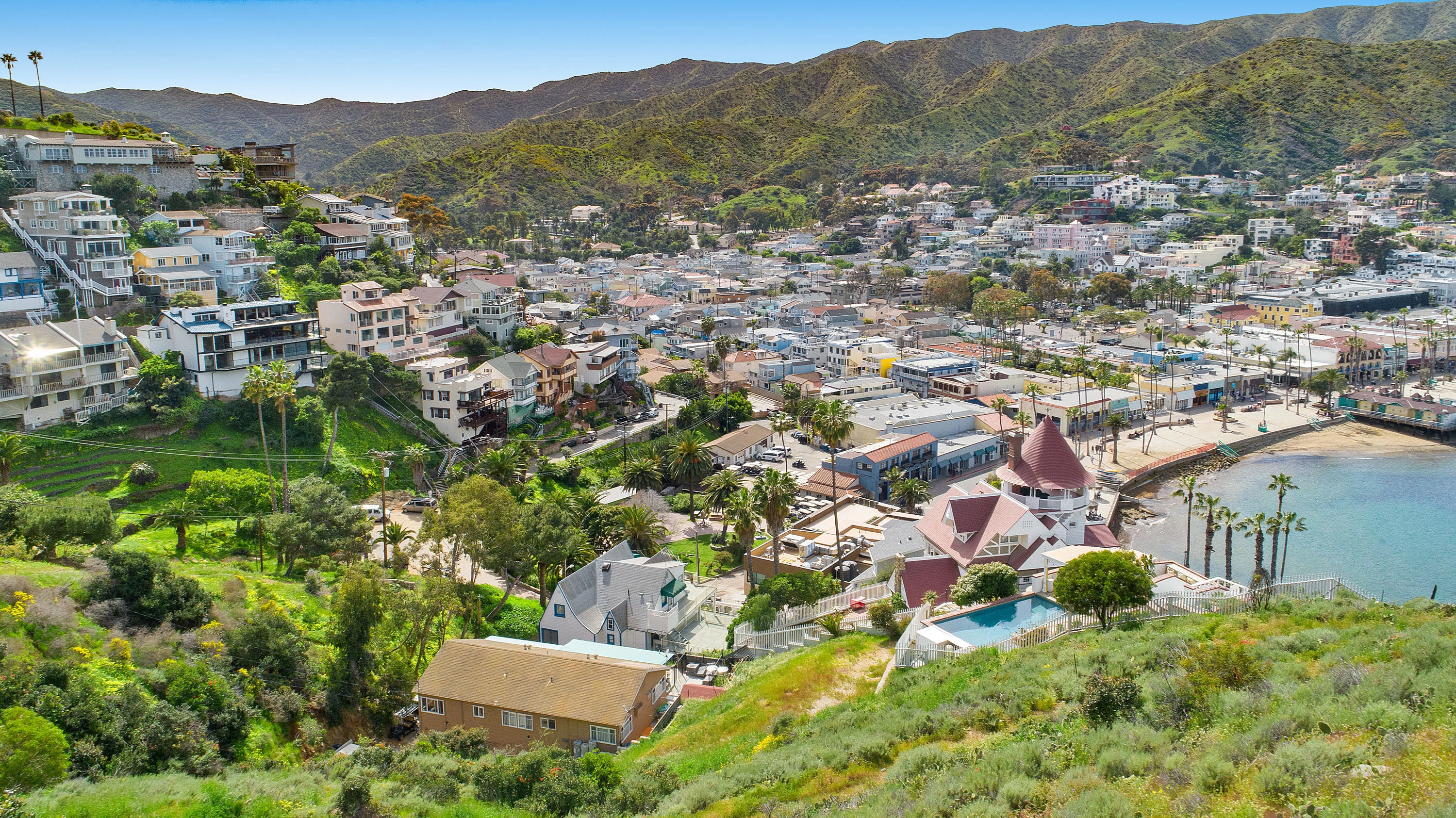 166 Middle Terrace, Avalon, Santa Catalina Island, California 90704 - 166-middle-terrace-santa-catalina-island-avalon-california32_pzynjr