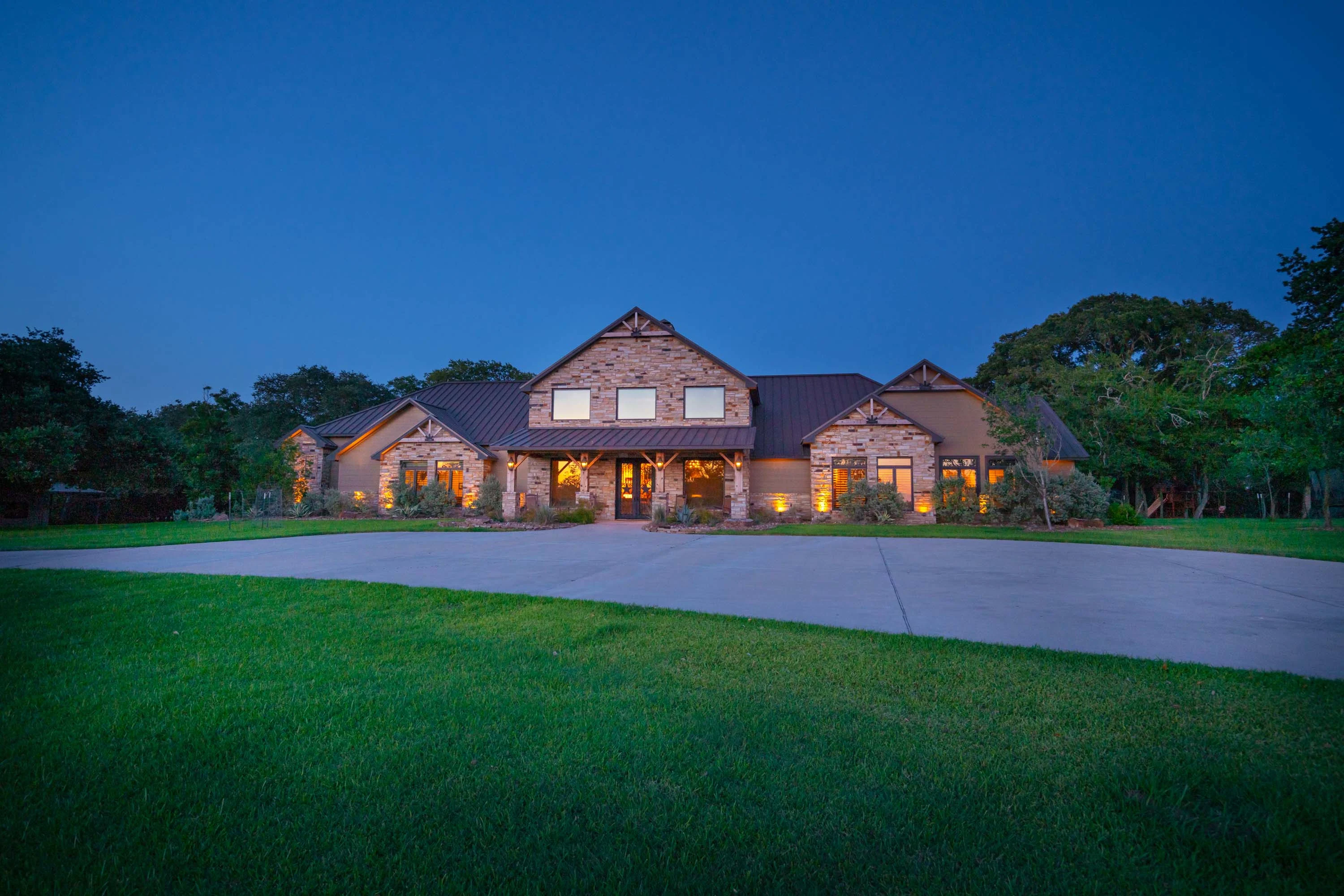 1773 County Road 101, Colorado County, Texas 78934 - 1773-county-road-101-columbus-texas69_kvu3cd