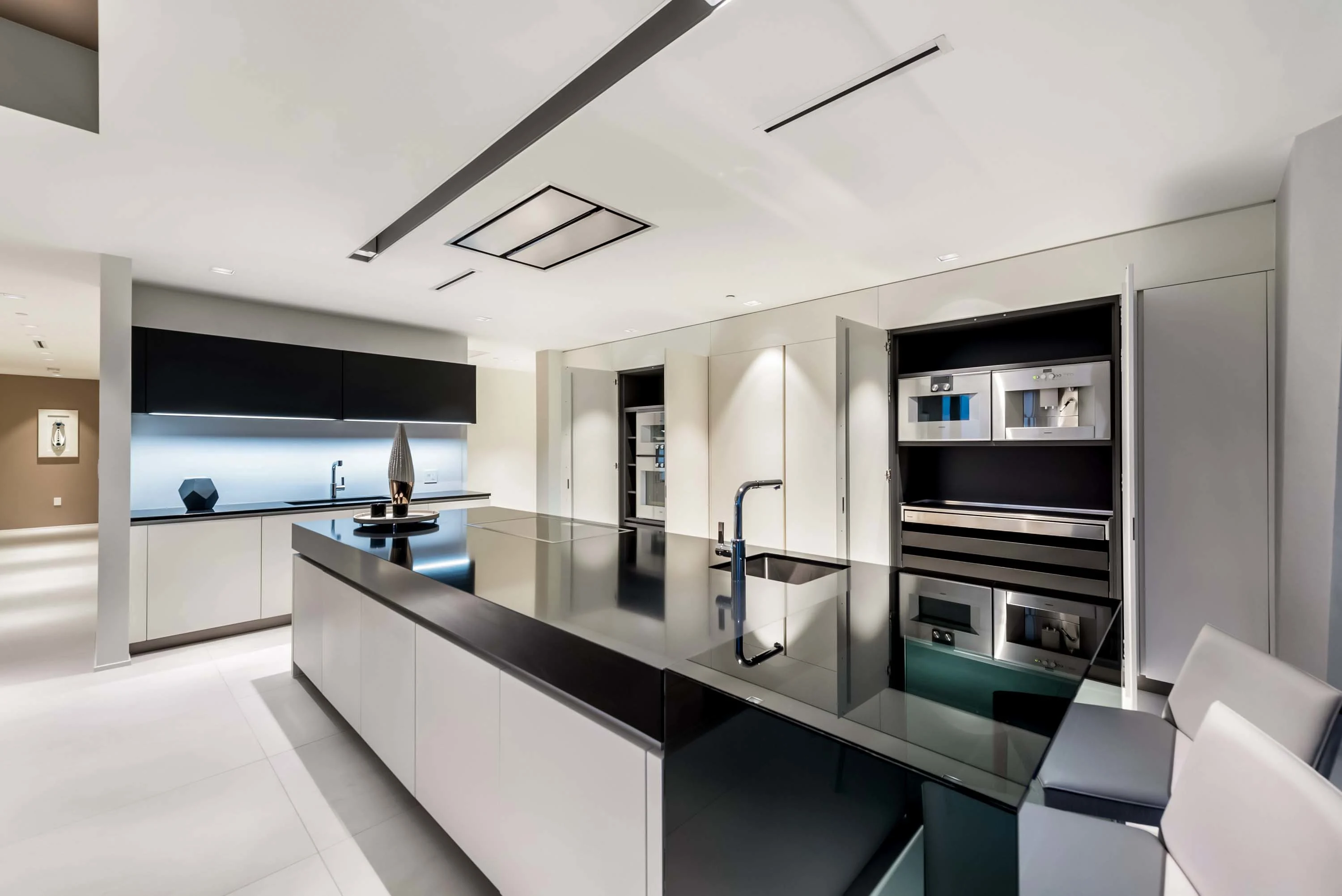 1000 Biscayne Boulevard, Unit 3601, One Thousand Museum, Miami, Florida 33132 - 1000-biscayne-boulevard-unit-3601-miami-florida31_nrdt6w