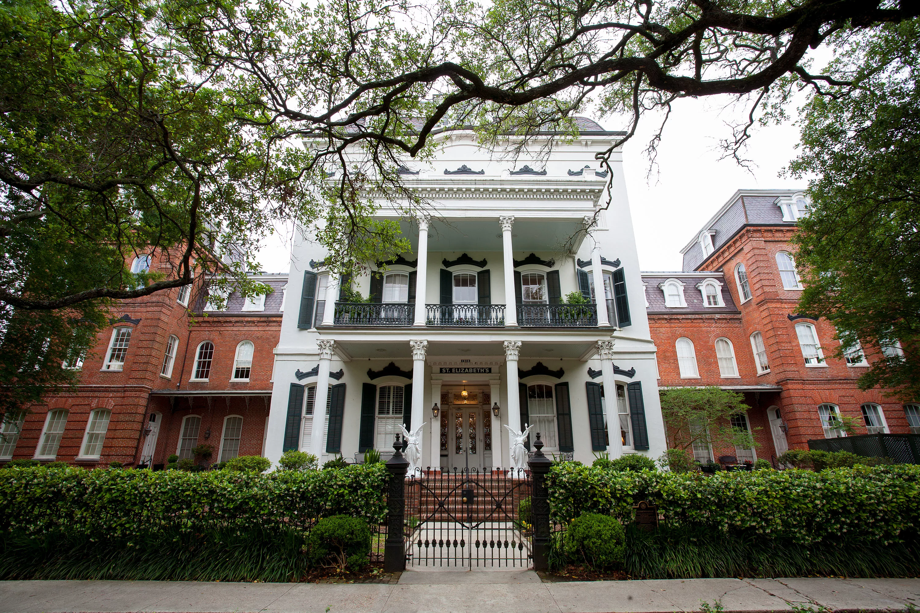 1314 Napoleon Avenue, Unit 16, New Orleans , Louisiana 70115 - 1314-napoleon-avenue-unit-16-new-orleans-louisiana01_p5yjc1
