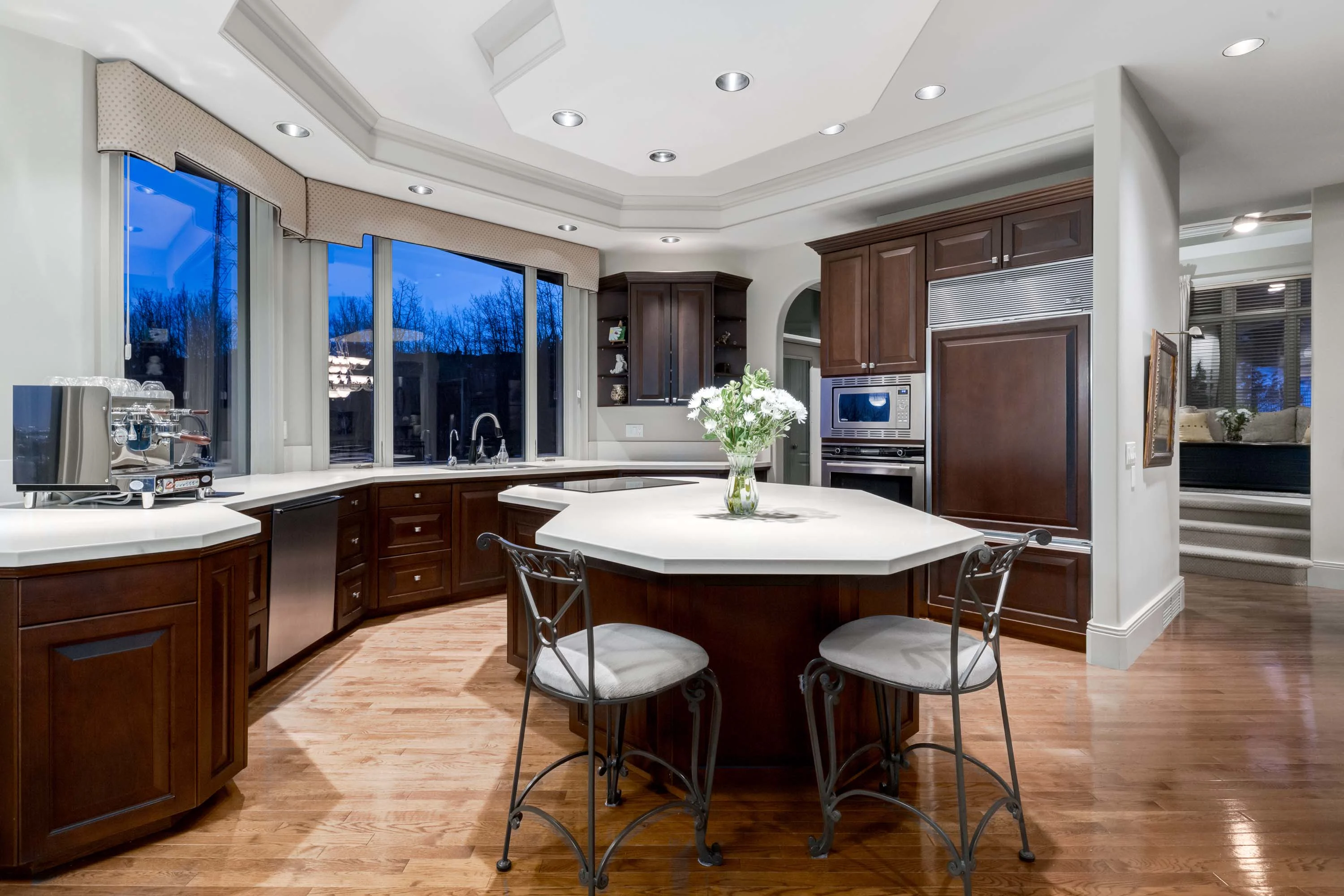 42 W Patina Ln SW, Calgary, Alberta T3H 3N4 , Canada - 42-w-patina-lane-06_wprnn7