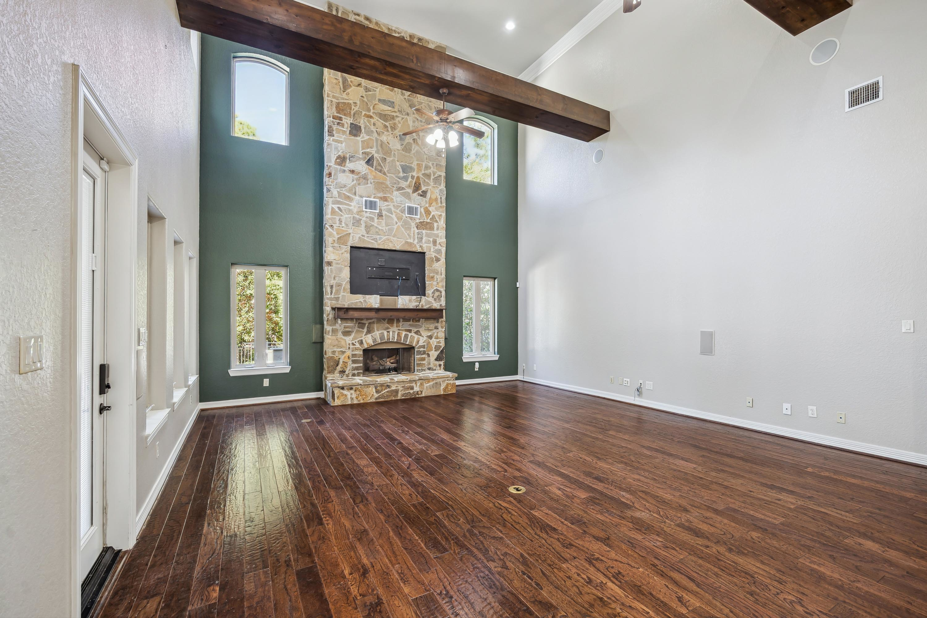 19 27919 Hansons Ct - Luxury Real Estate - Concierge Auctions