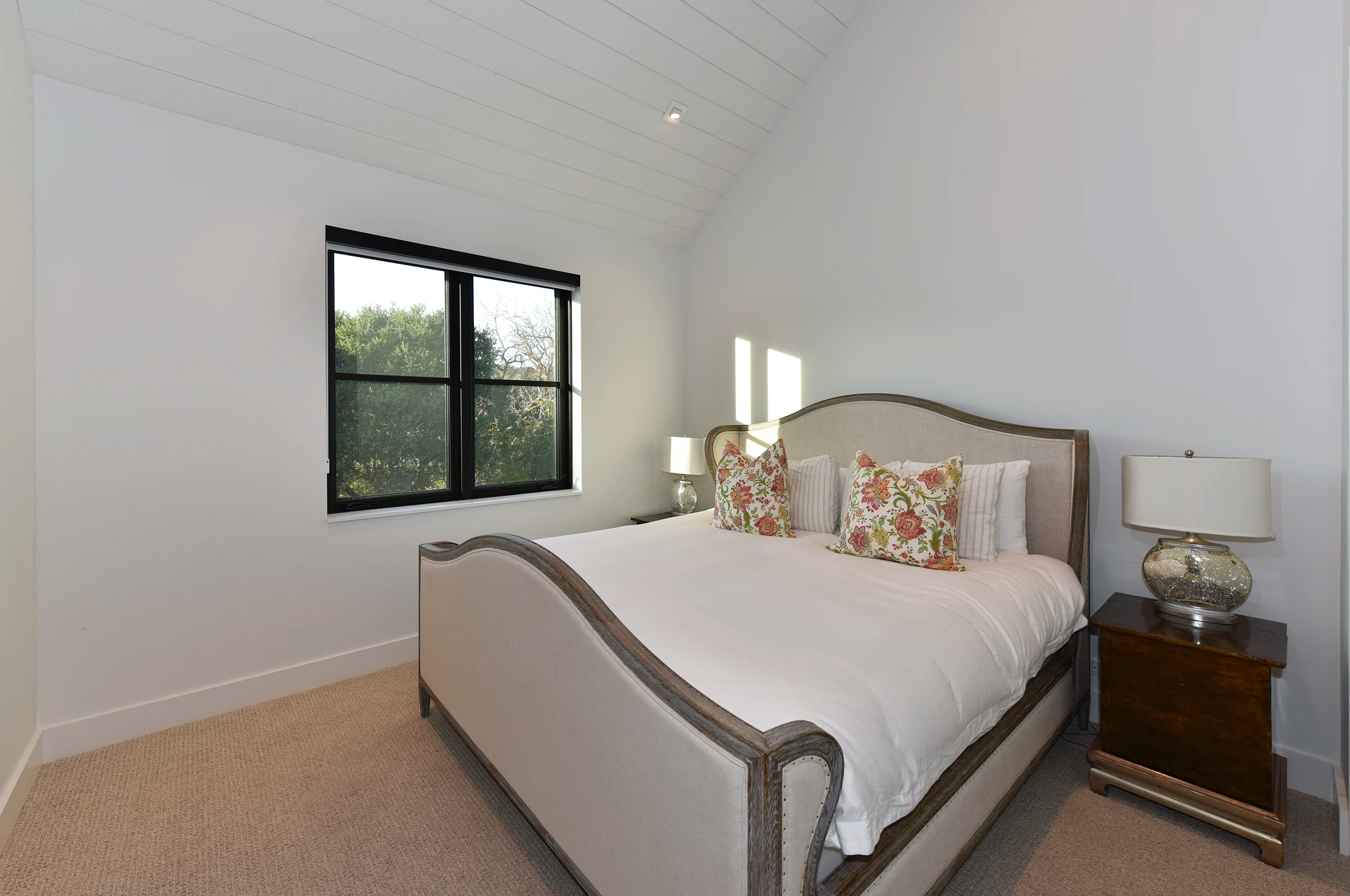 2618 & 2620 Silverado Trail North, Saint Helena, California 94574 - St-Hel-CA58_eksqjc