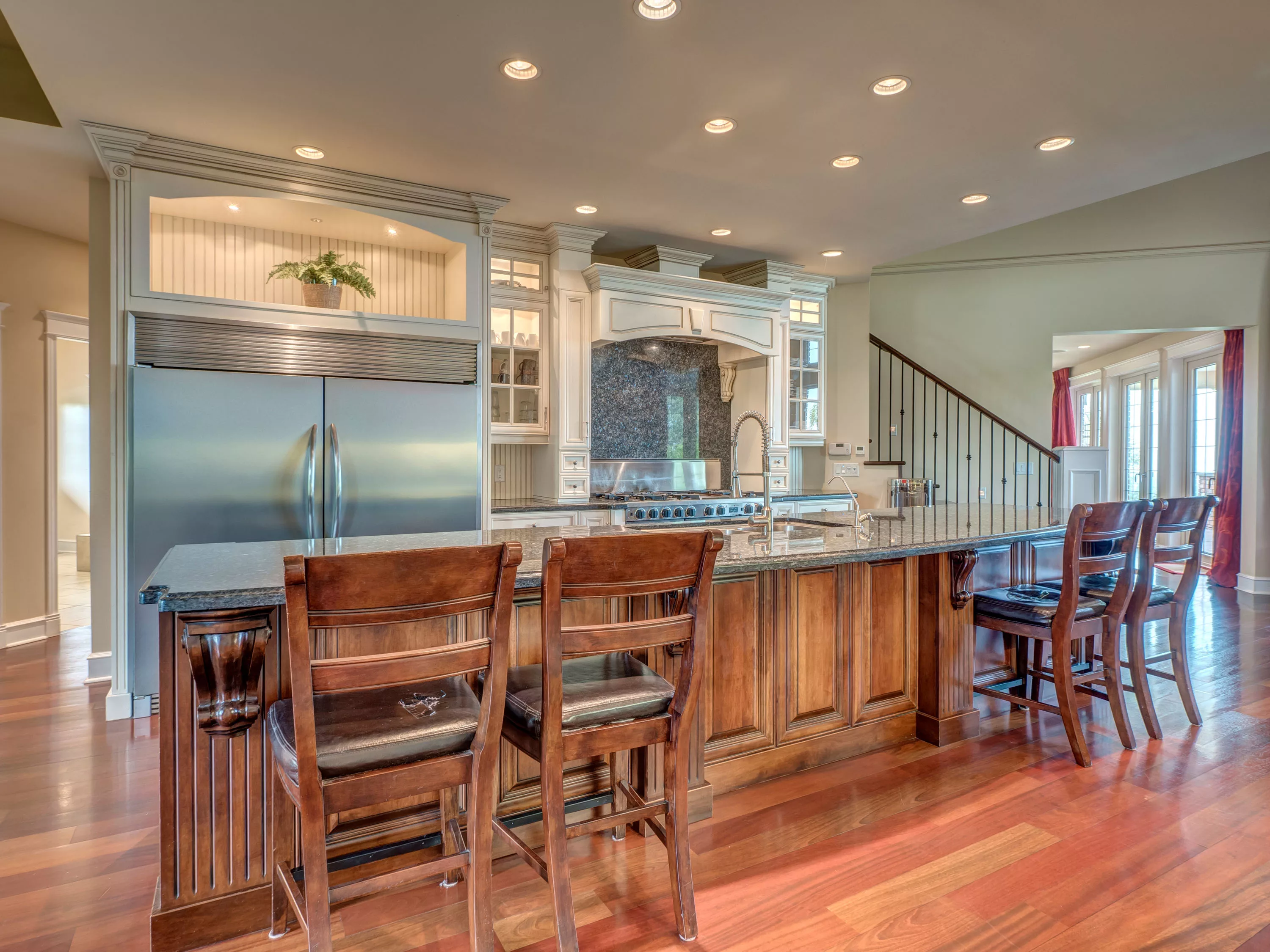 2830 East Kelowna Road, Kelowna, British Columbia V1W 4H5, Canada - 2830-east-kelowna-road-east-kelowna-british-columbia-canada_05_nlcxui