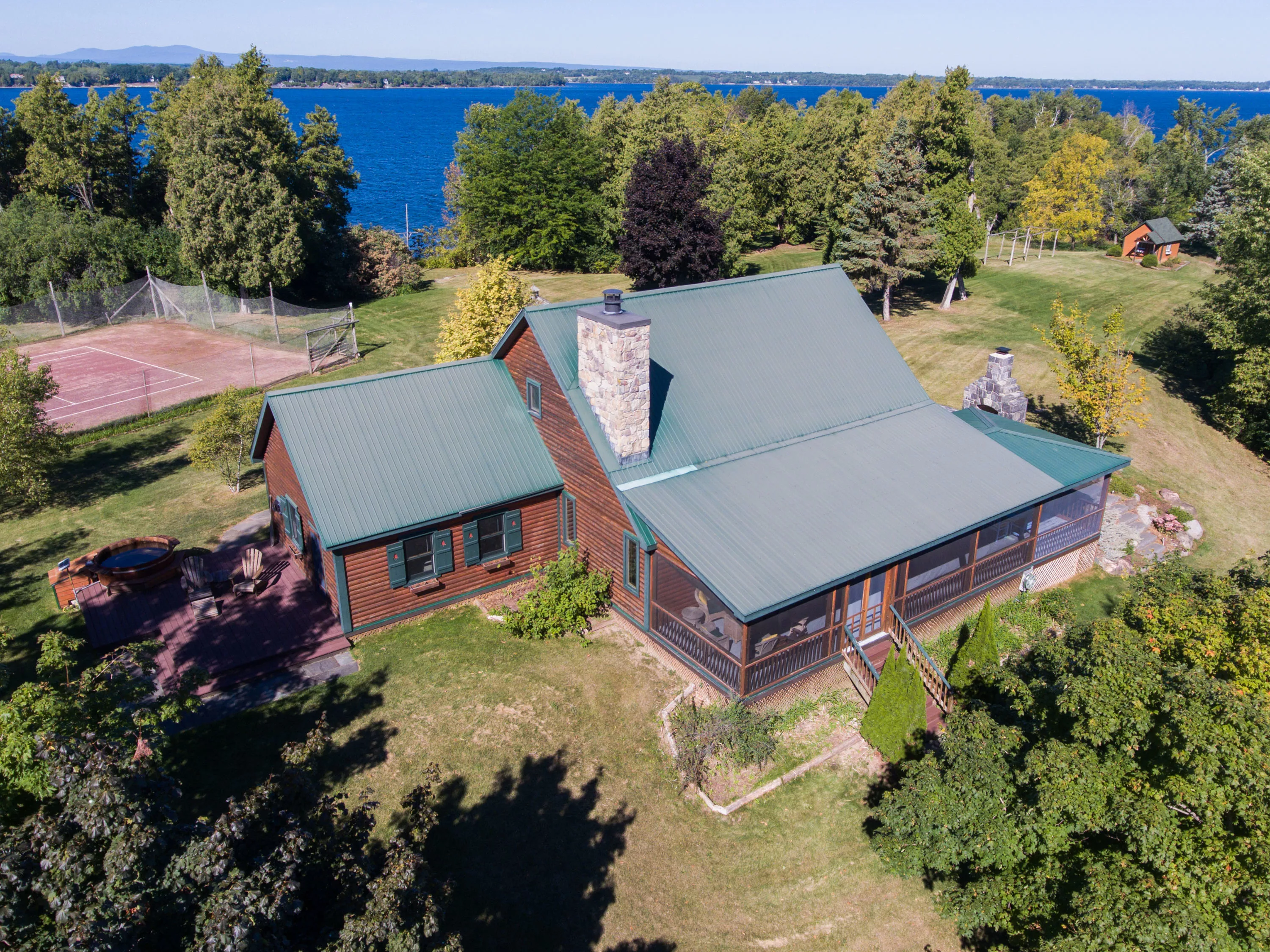 1 Cedar Island, Lake Champlain, Vermont 05486 - cedar-island-south-hero-vt-05-14-05-56-5656_dcy5dc