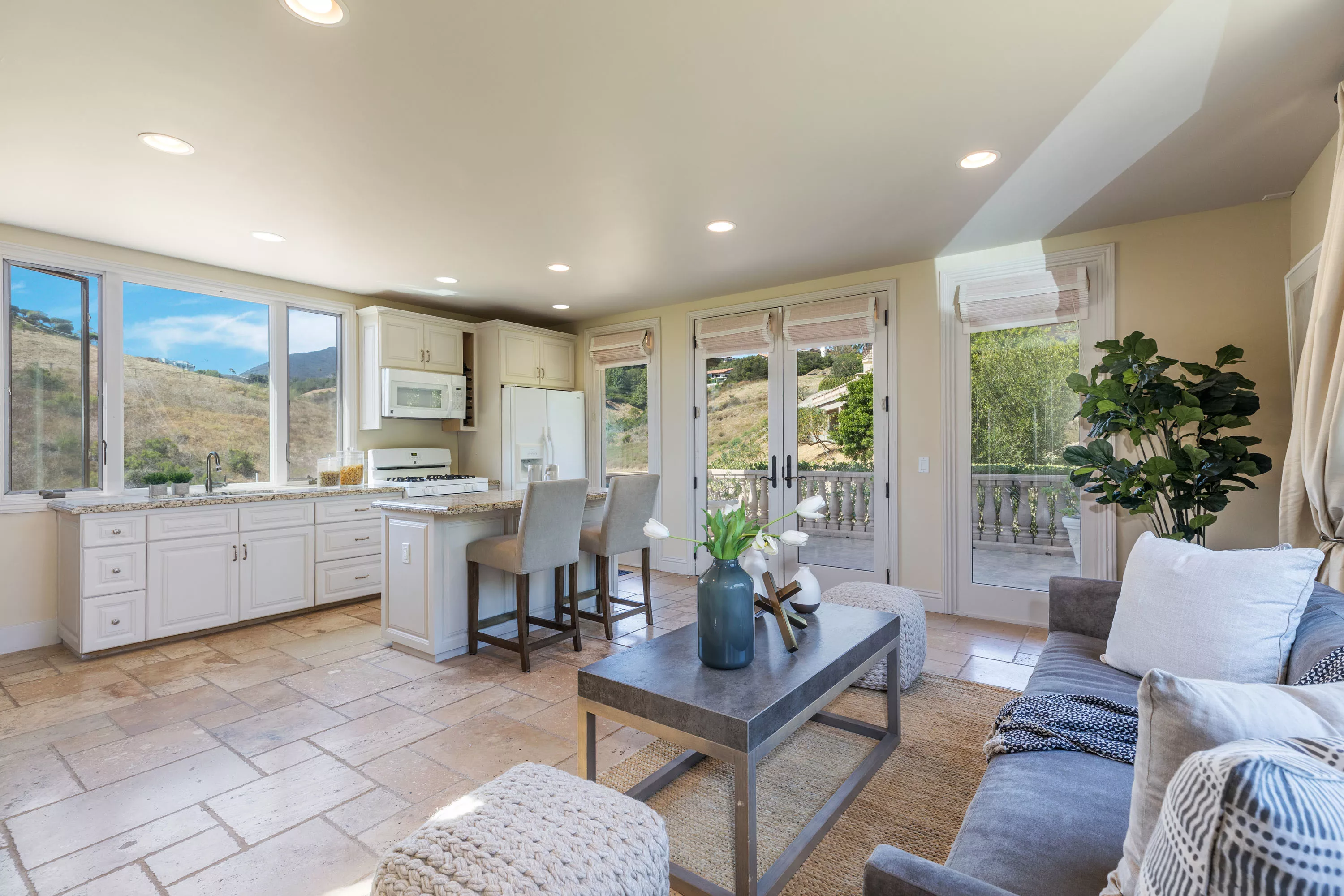 6401 Zumirez Drive, Malibu, California 90265 - 6401-zumirez-drive-malibu-california27_s7sqhh