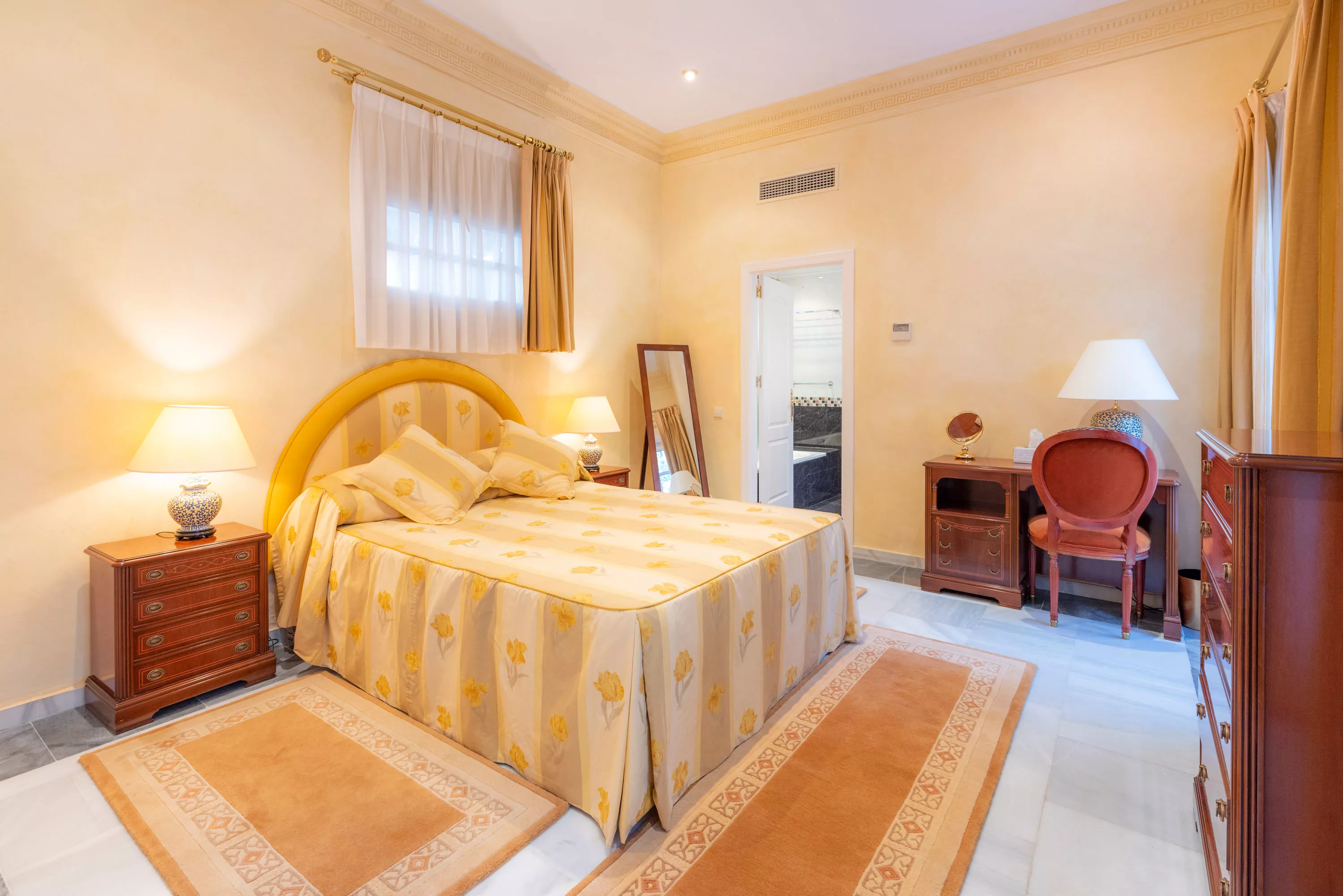 Arrabal el Rodeo 7, Marbella, Malaga 29660, Spain - el_martinete_marbella_spain_38_egbyor