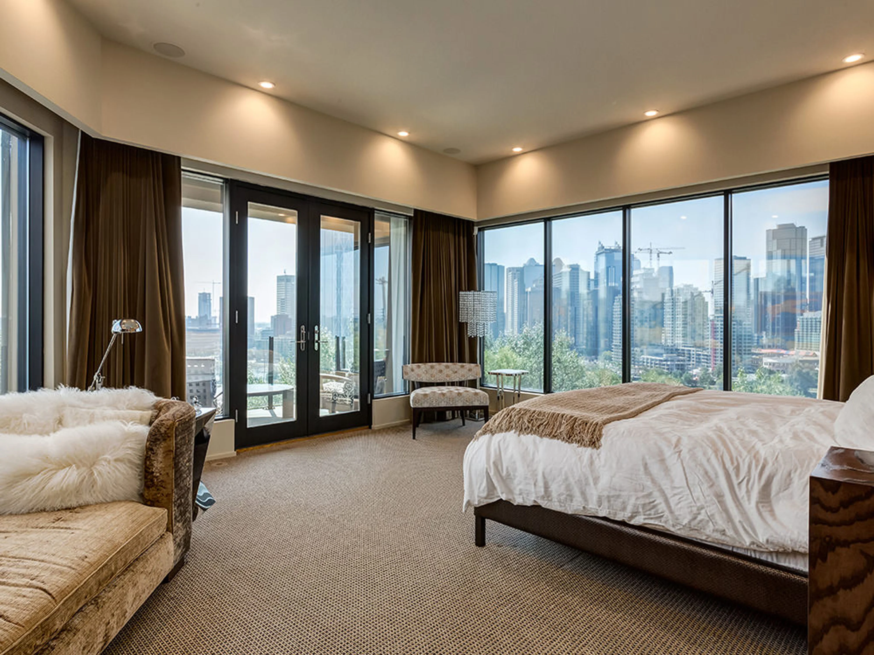 102 Crescent Road NW, Calgary, Alberta T2M 3Z9, Canada - 102-crescent-road-north-west-calgary-alberta-canada21_qvvjzx