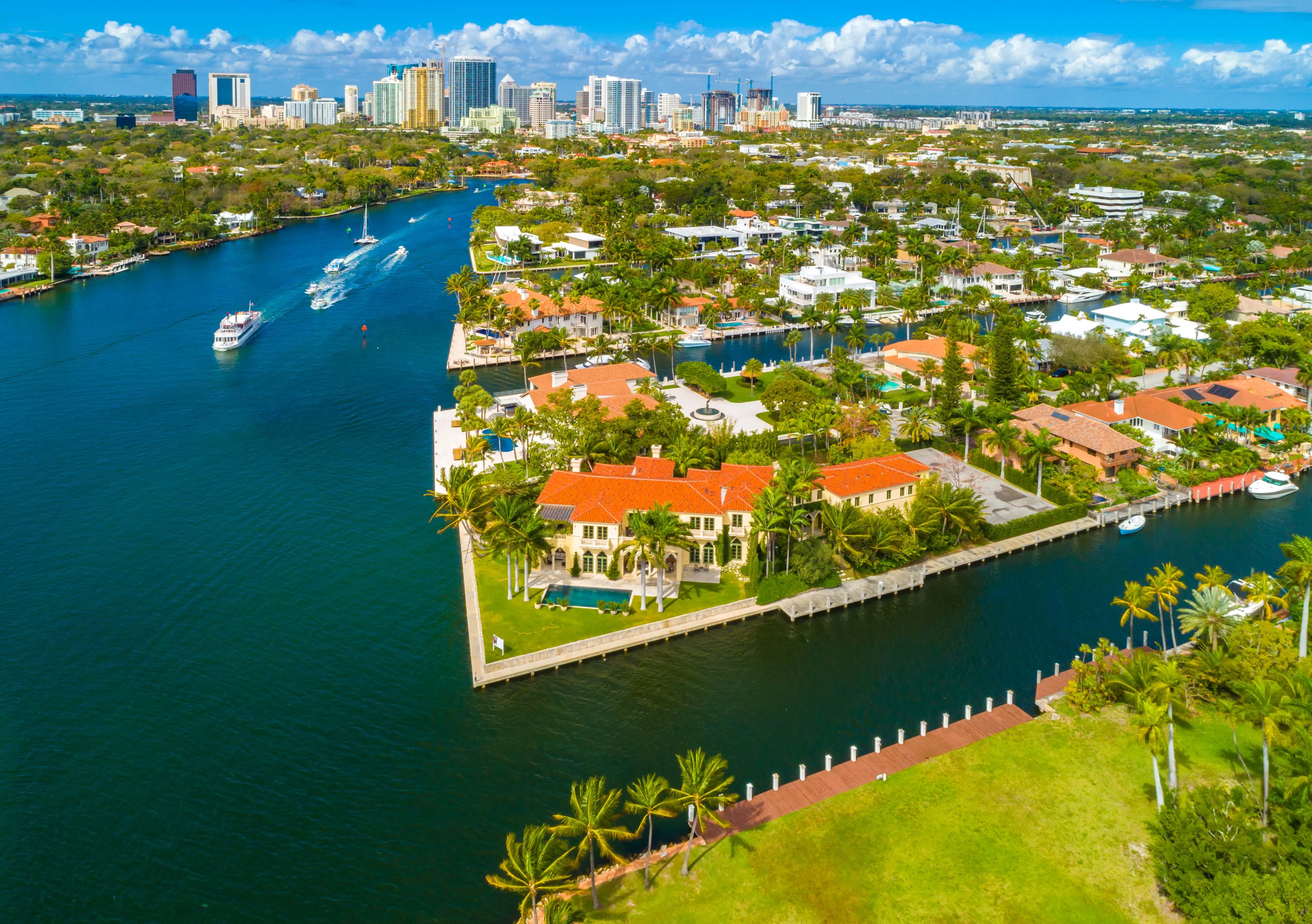 534 Bontona Avenue, Fort Lauderdale, Florida 33301 - casa-bella-fortuna-fort-lauderdale-florida74_pxv8ra