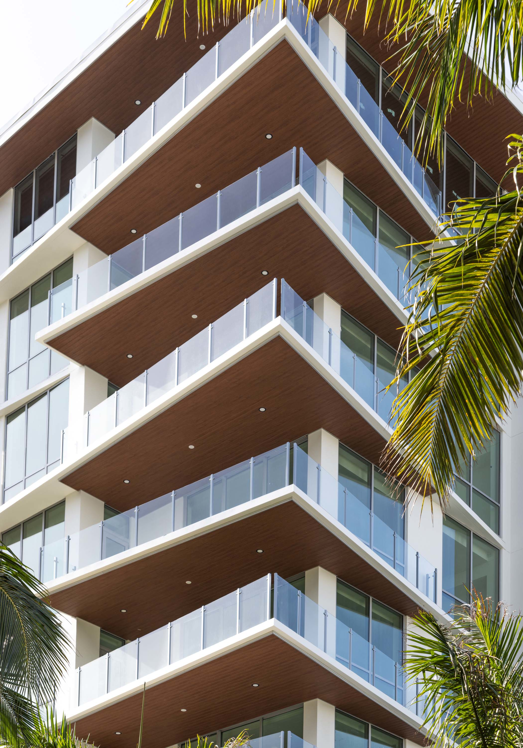 51 111 Golden Gate Point -Penthouse 701, Sarasota, FL 34236 - Luxury Real Estate - Concierge Auctions