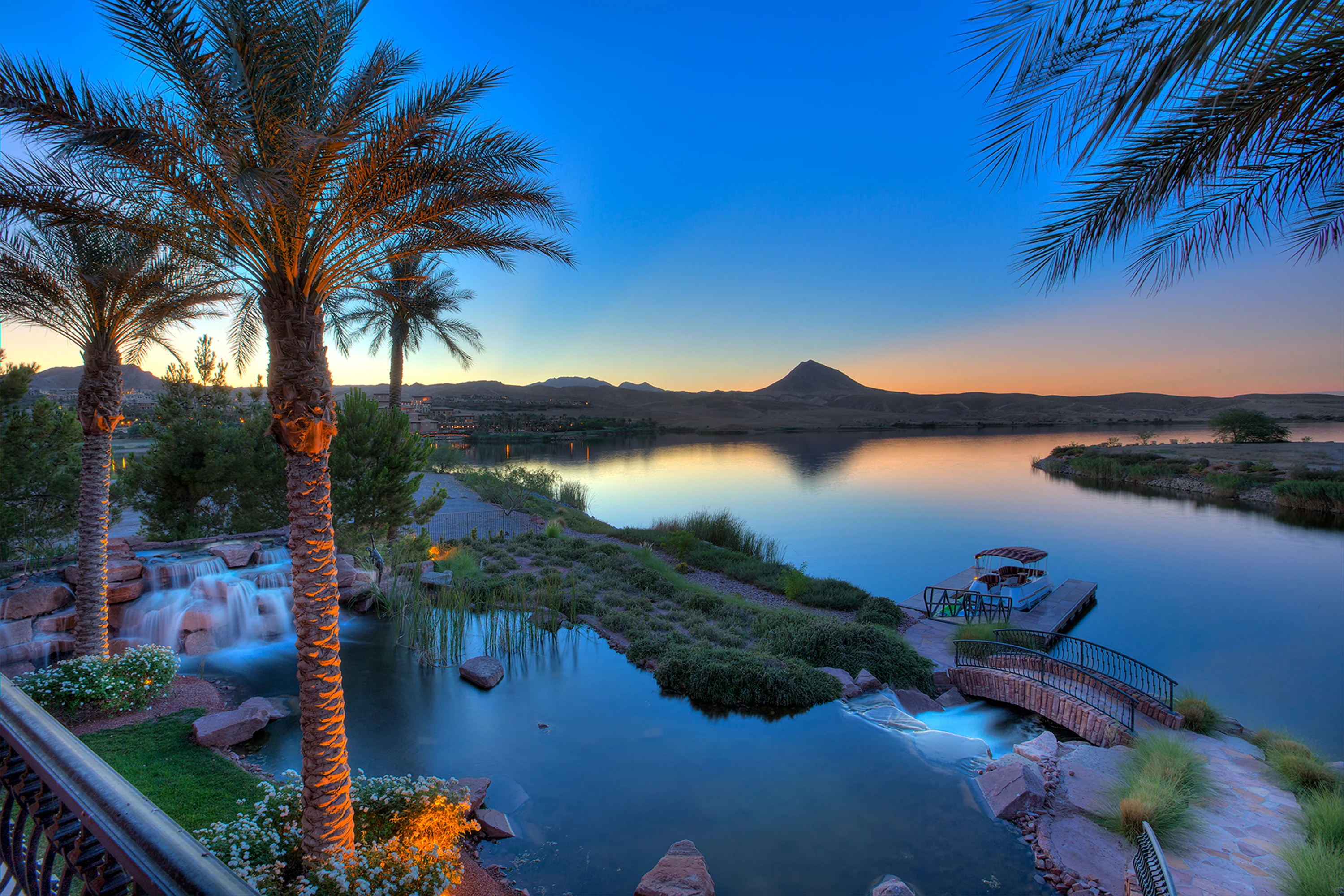 43 Rue Mediterra Drive, Lake Las Vegas, Nevada  - 43-rue-mediterra-drive-henderson-nevada27_yjotei