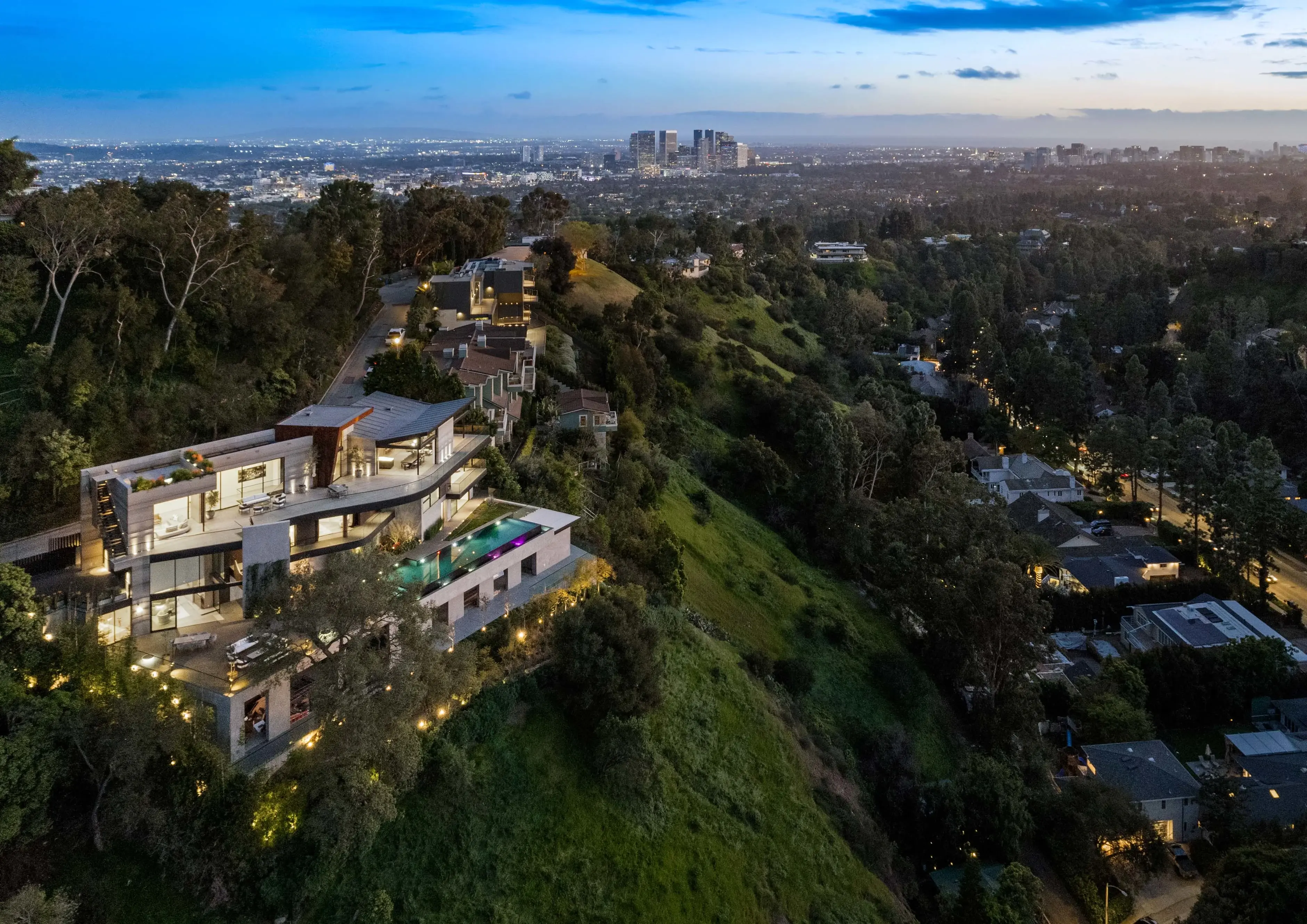9420 Readcrest Drive, Beverly Hills, California 90210 - 9420-Readcrest-Dr-Beverly-Hills-002_esm0yr