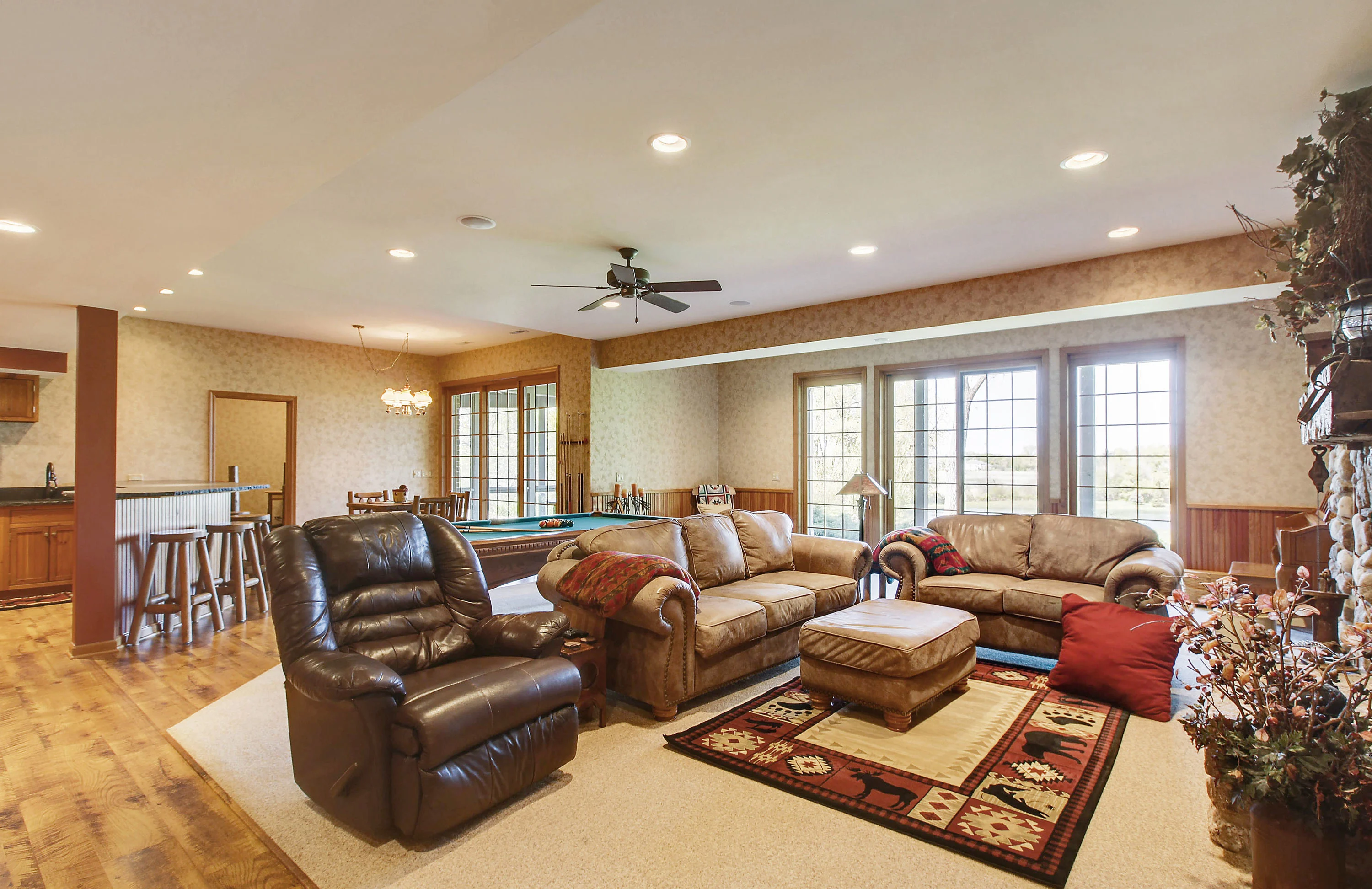 2780 Nish Road, Crystal Lake, Illinois 60012 - 2780-nish-road-crystal-lake-illinois16_kqywa0