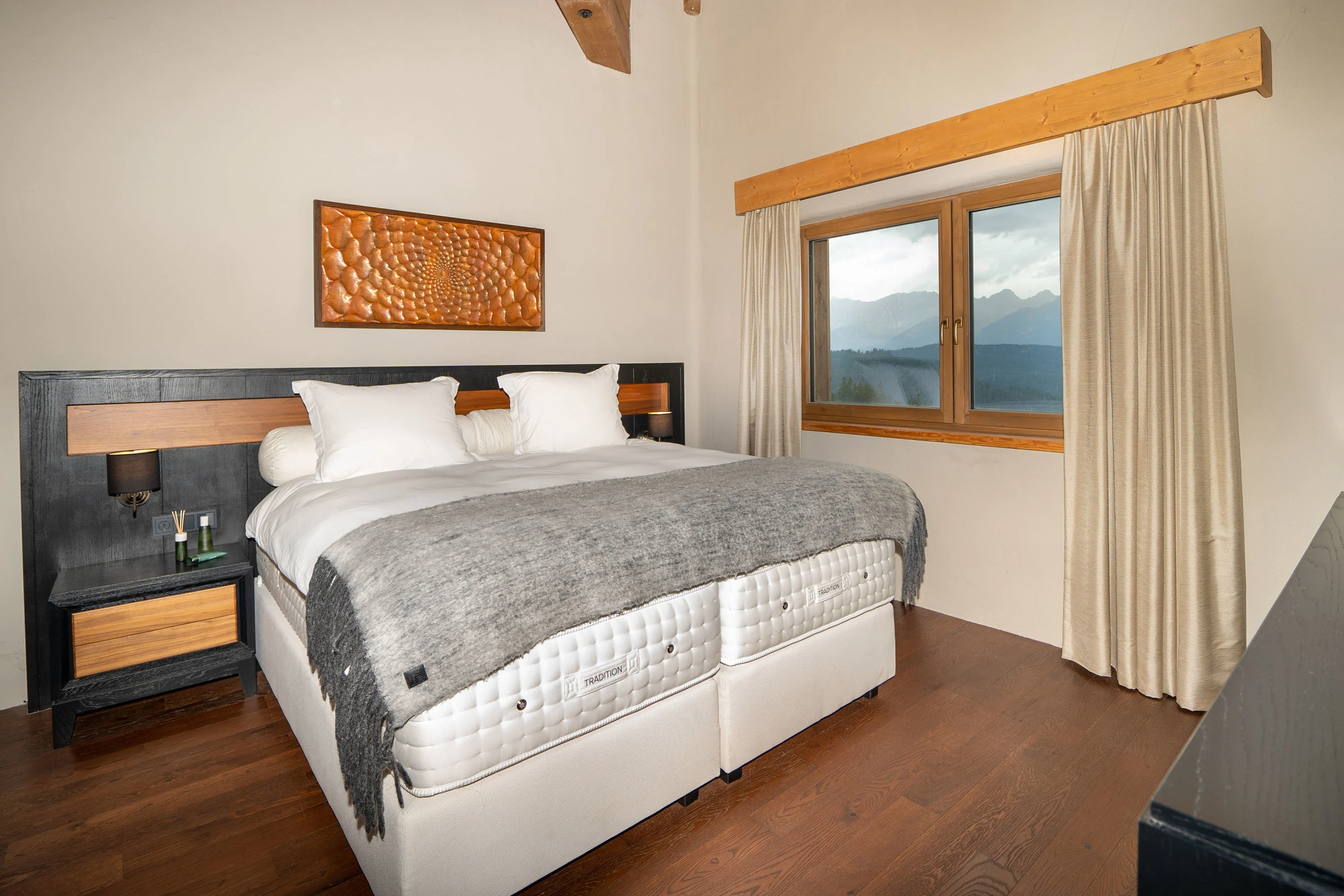 Luxury Mountain Chalet, Seefeld, Austrian Alps, Tirol , Austria - luxury-mountain-chalet-tirol-seefeld-austria18_k4vlgb
