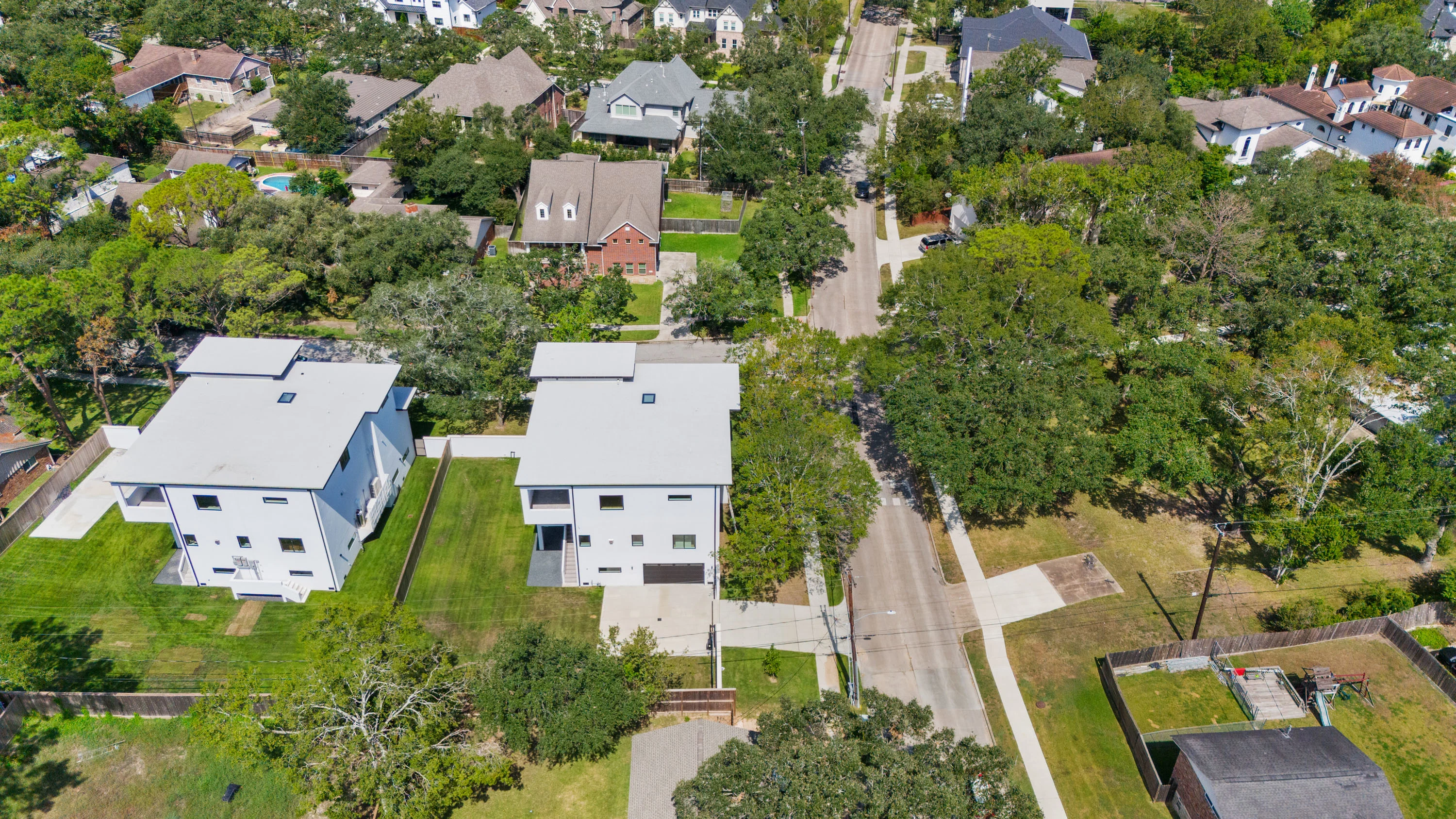 4903 Braesvalley Drive, Houston, Texas 77096 - 4903_Braesvalley_Dr_31_beqjde