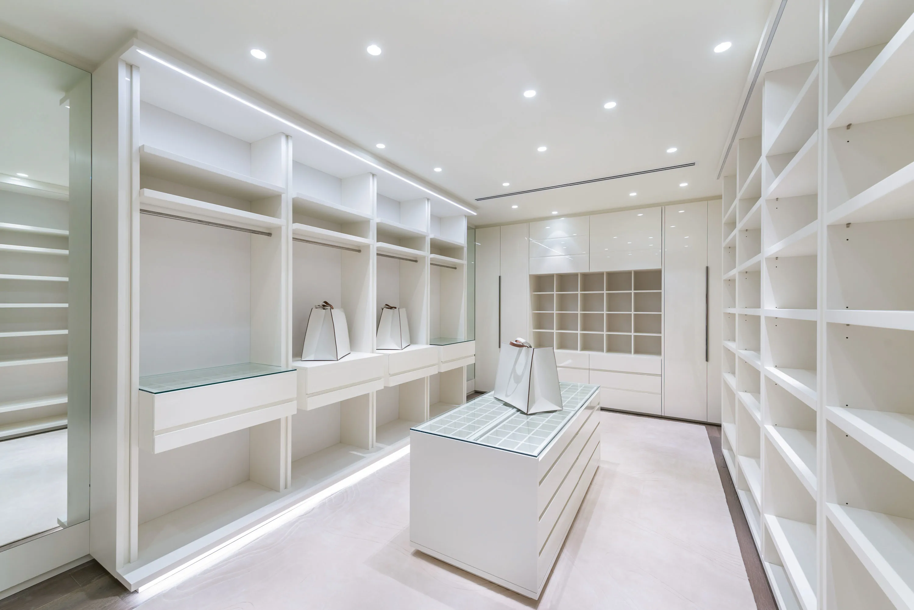 41 Arvida Parkway, Miami, Florida 33156 - 41-arvida-parkway-coral-gables-florida34_ec7xmt