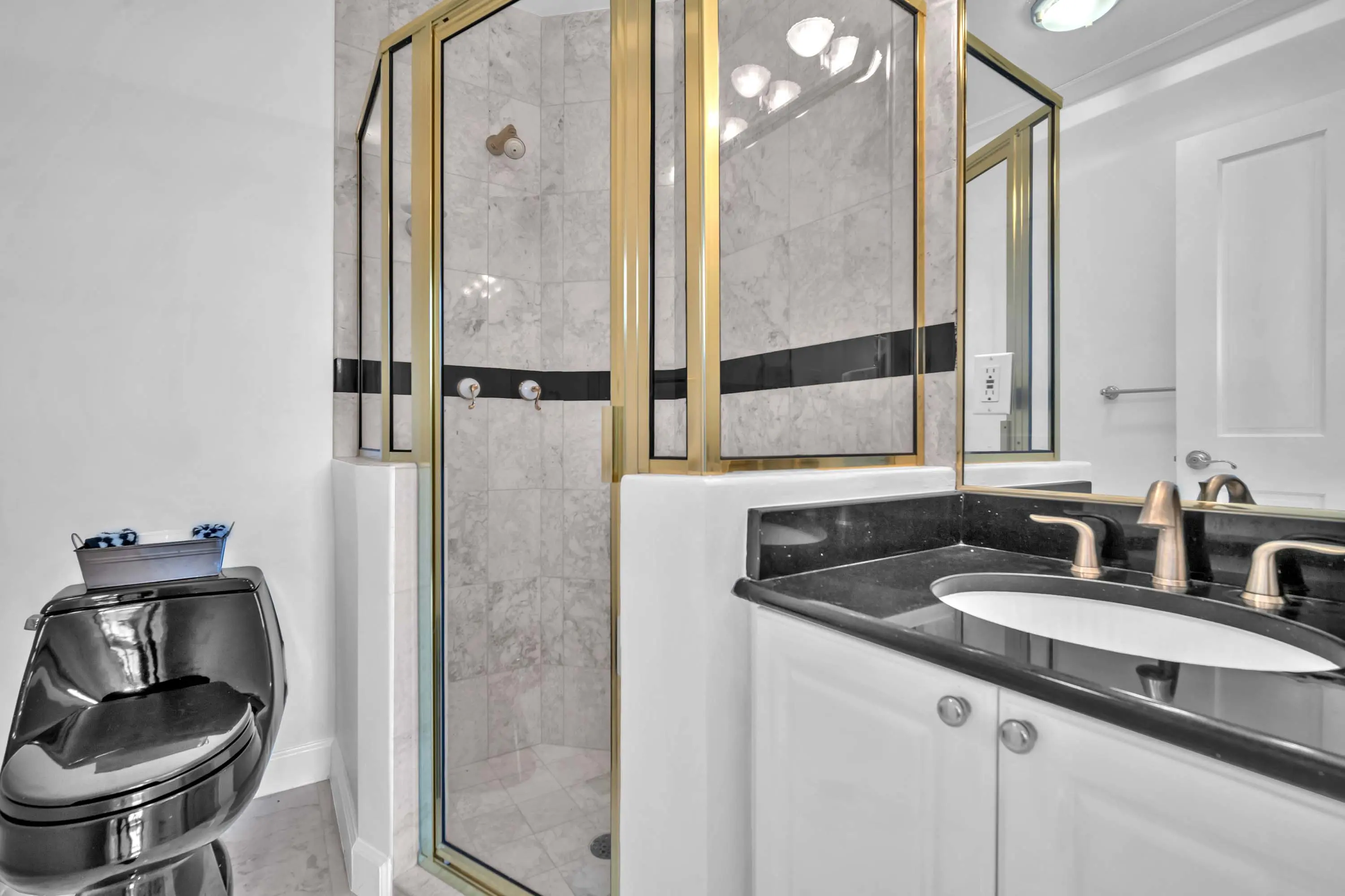 30 3855 Windmill Lake Road - Luxury Real Estate - Concierge Auctions