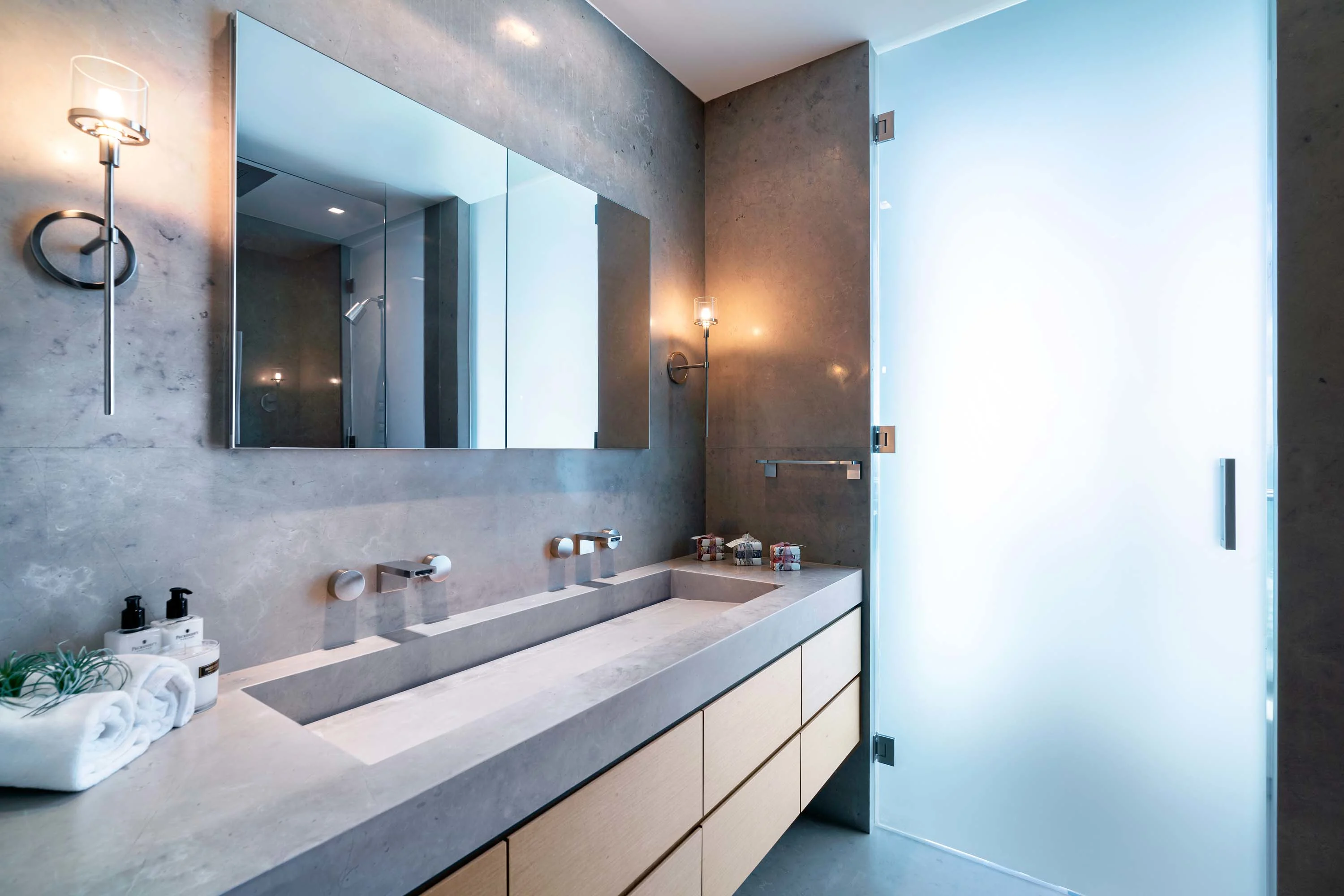 19575 Collins Avenue, The Regalia Penthouse, Miami, Florida 33160 - 19575-collins-ave-penthouse-4329_npvjdb