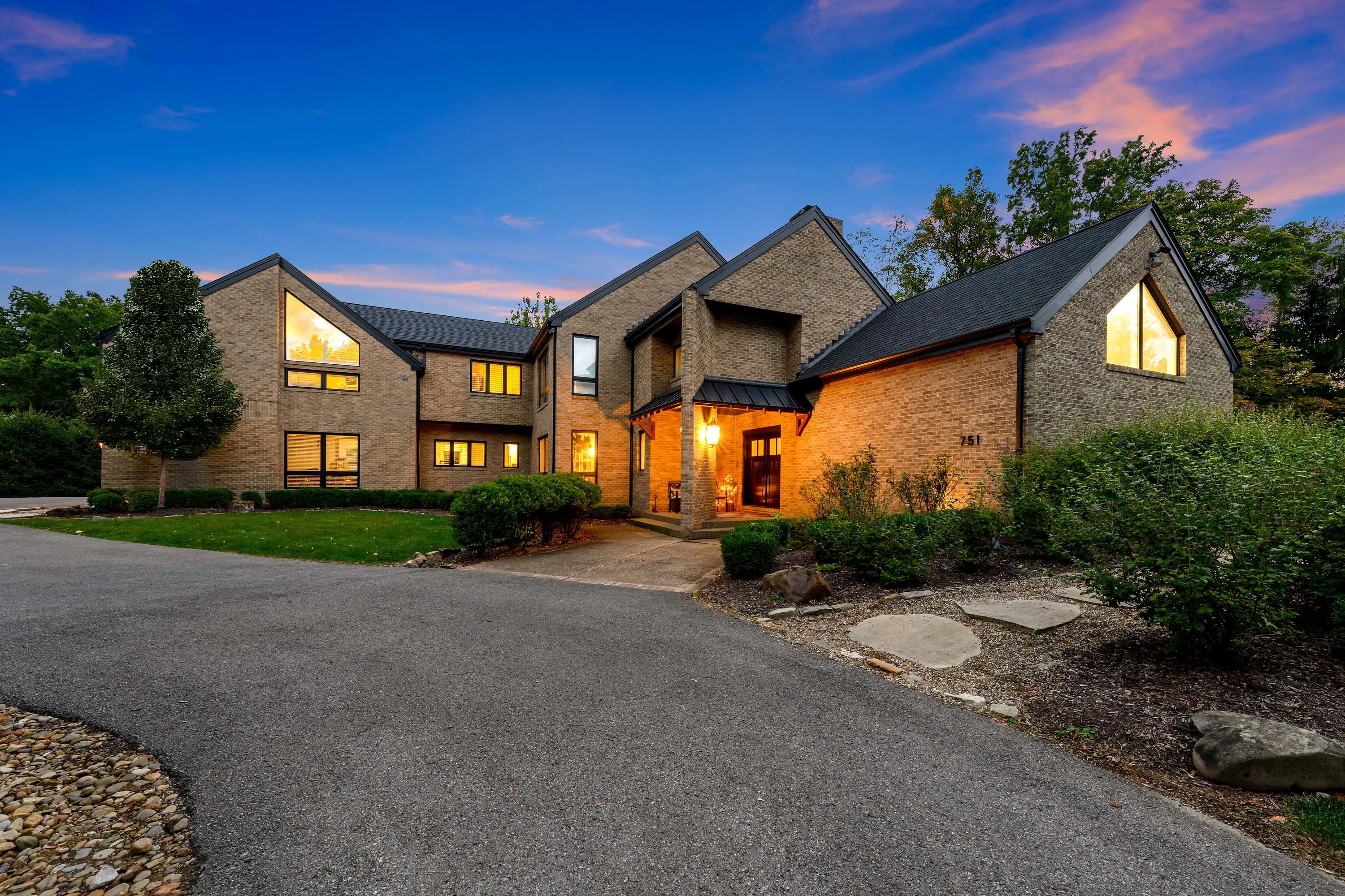 751 Chestnut Road, Near Pittsburgh, Pennsylvania 15143 - 751-chestnut-road-sewickley-pennsylvania70_mogg6d