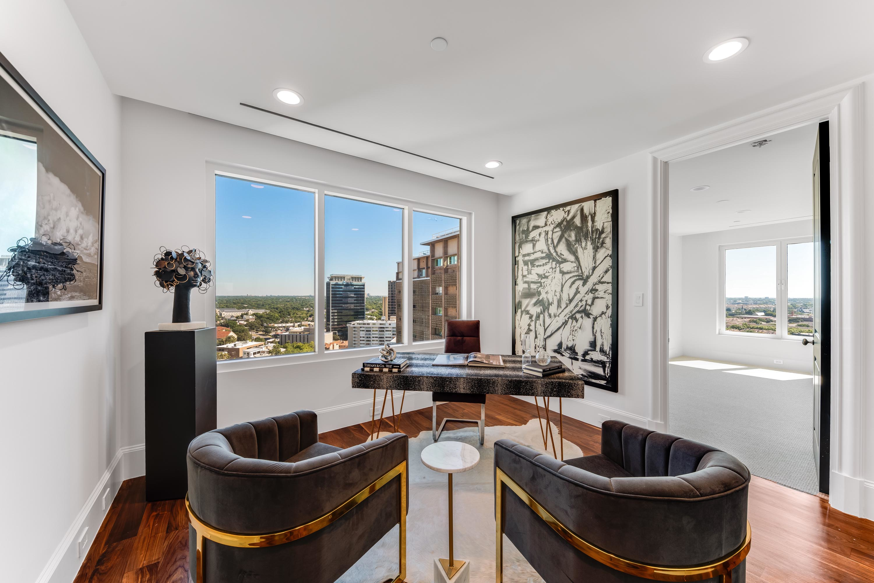 26 3505 Turtle Creek Blvd PH18C - Luxury Real Estate - Concierge Auctions