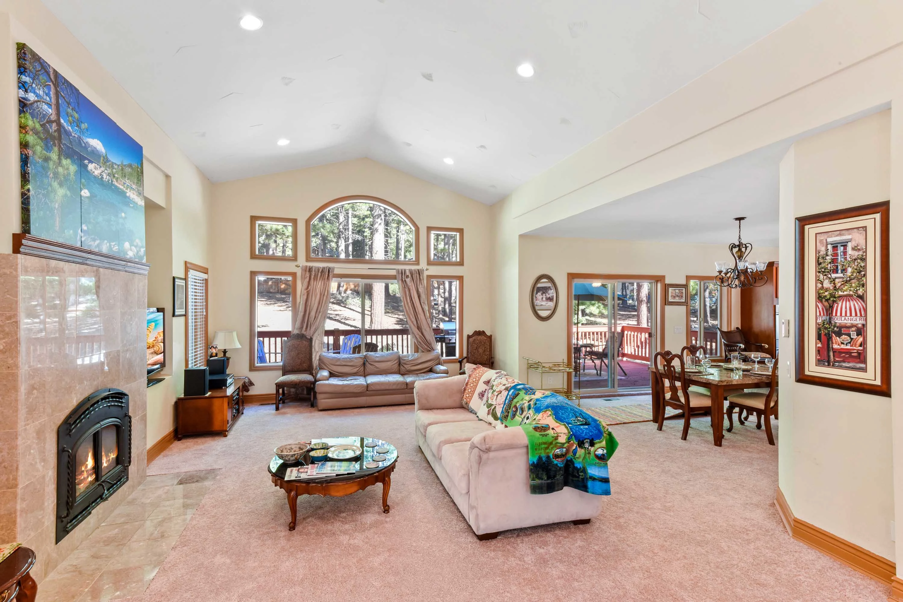 331 Winding Way, Lake Tahoe, Nevada 89451 - 331_winding_way_incline_village_09_xdphvb