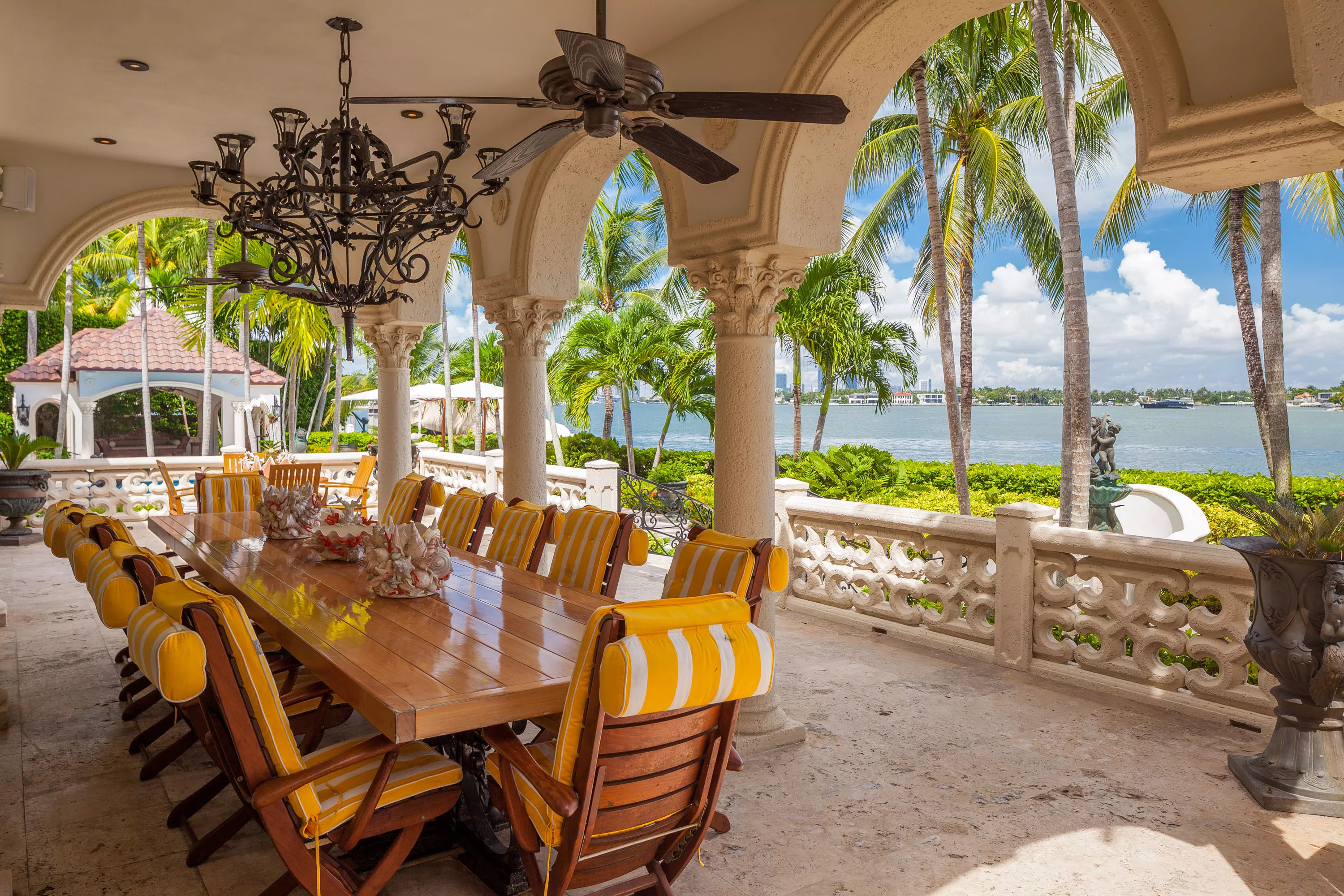 46 Star Island Drive, Miami Beach, Florida 33139 - 46-star-island-drive-miami-beach-florida45_m6pbx0