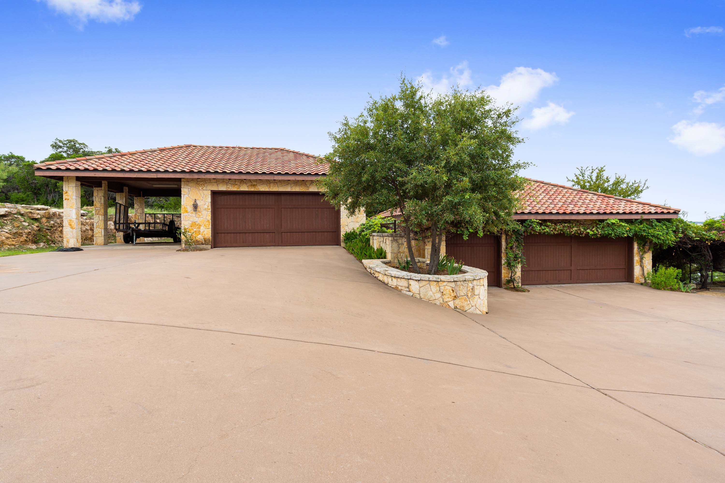 36 1011 Lakeview Point Drive - Luxury Real Estate - Concierge Auctions