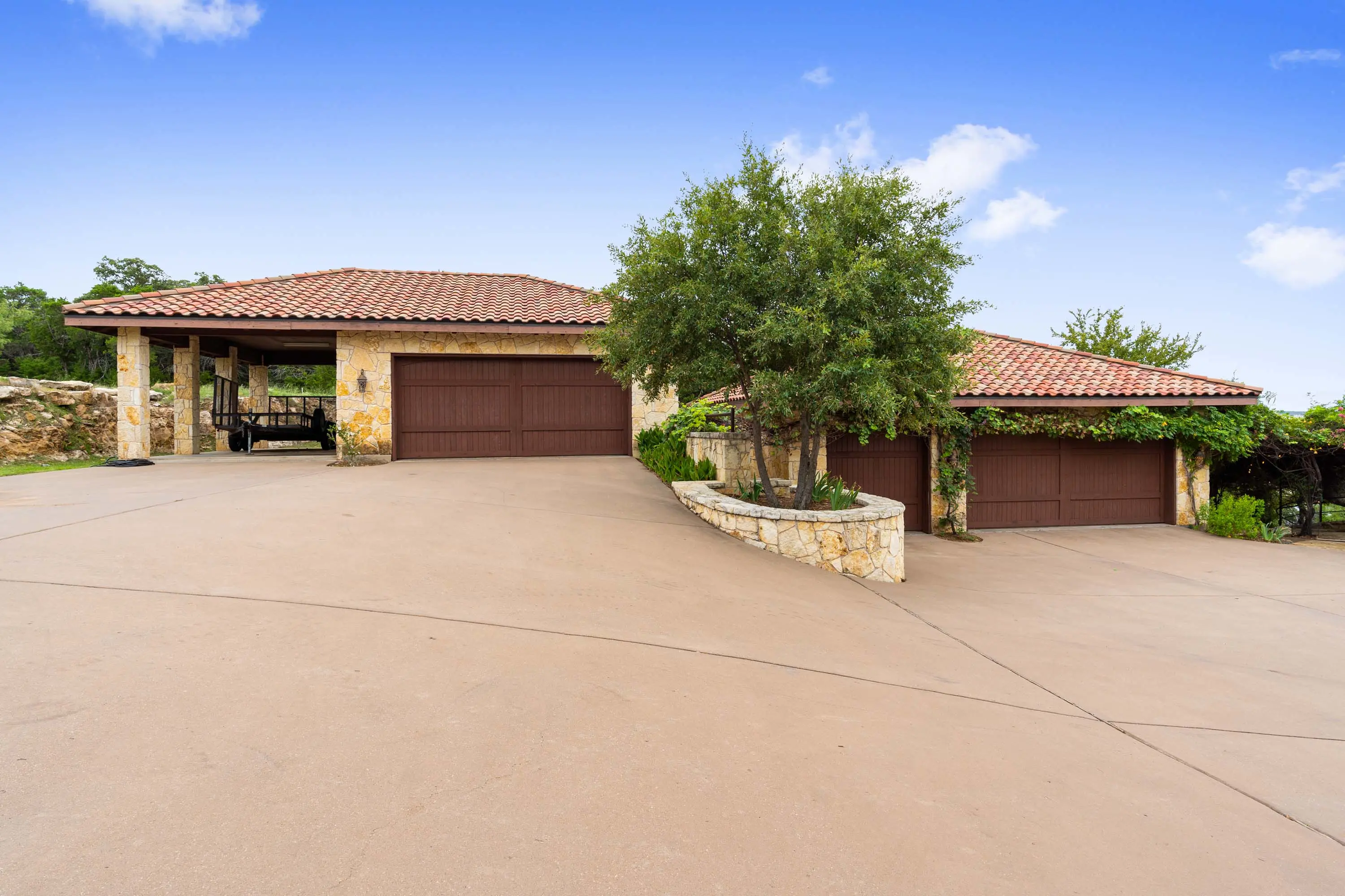 36 1011 Lakeview Point Drive - Luxury Real Estate - Concierge Auctions