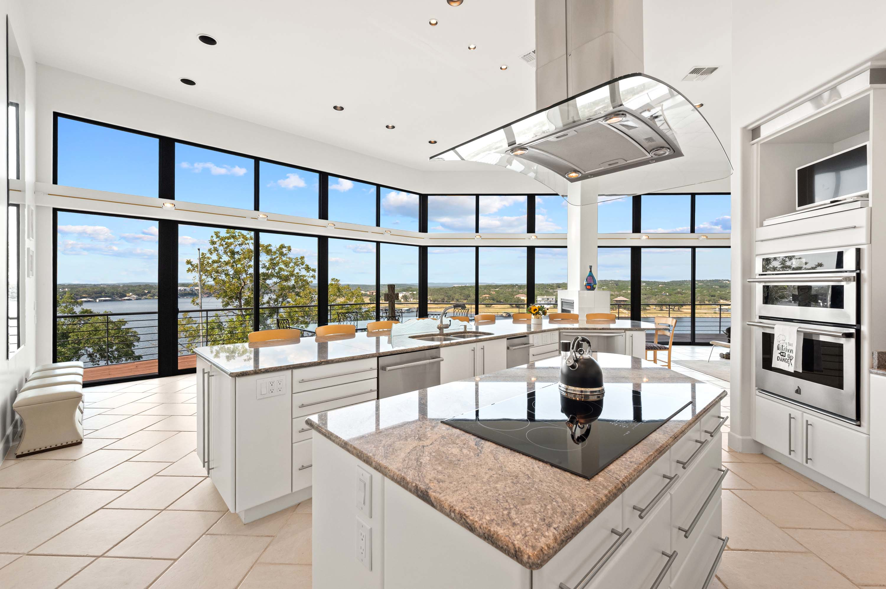 09 21808 Briarcliff Drive - Luxury Real Estate - Concierge Auctions